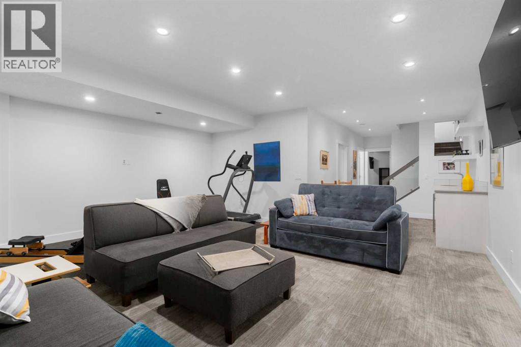 2421 31 Avenue Sw, Calgary, Alberta  T2T 1T9 - Photo 37 - A2253573