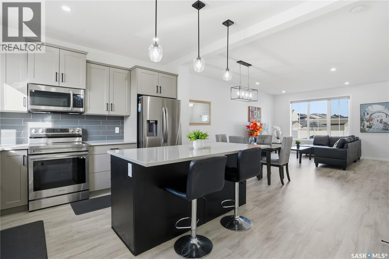 2992 George Street, Regina, Saskatchewan  S4V 3S3 - Photo 2 - SK021819