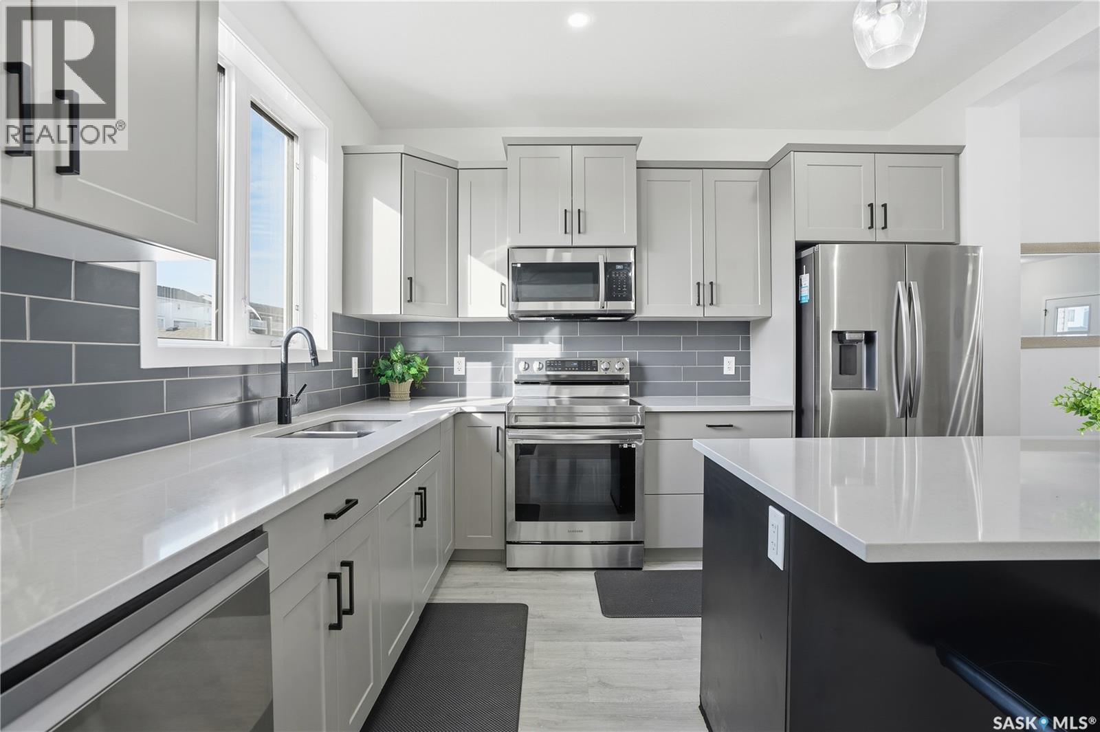 2992 George Street, Regina, Saskatchewan  S4V 3S3 - Photo 5 - SK021819