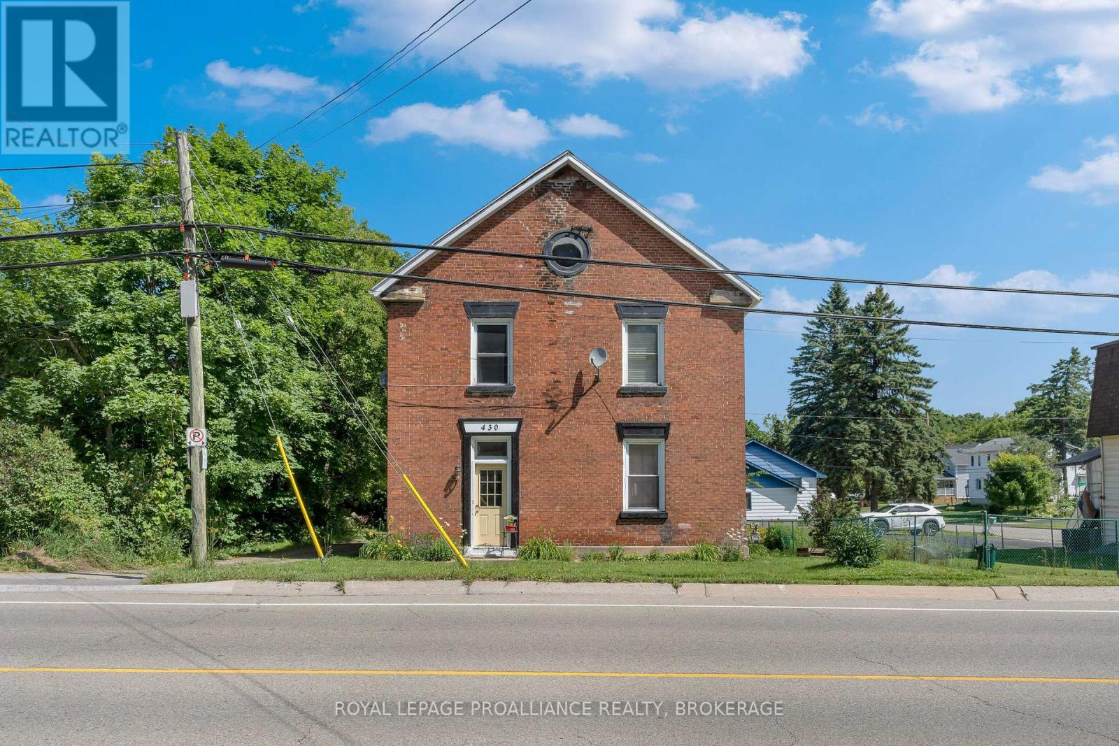 430 KING STREET W, gananoque, Ontario