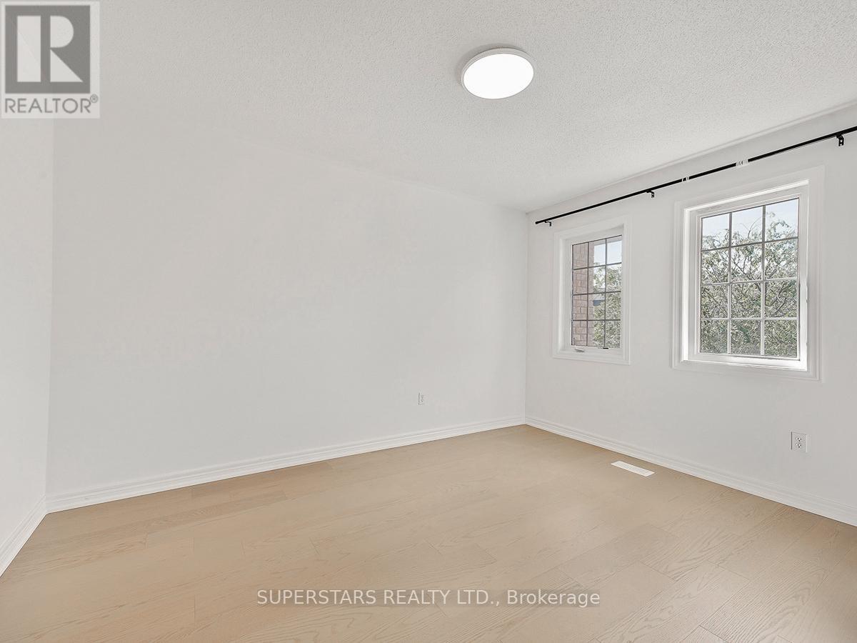 43 Cathmar Drive, Markham, Ontario  L6E 2H2 - Photo 14 - N12485103