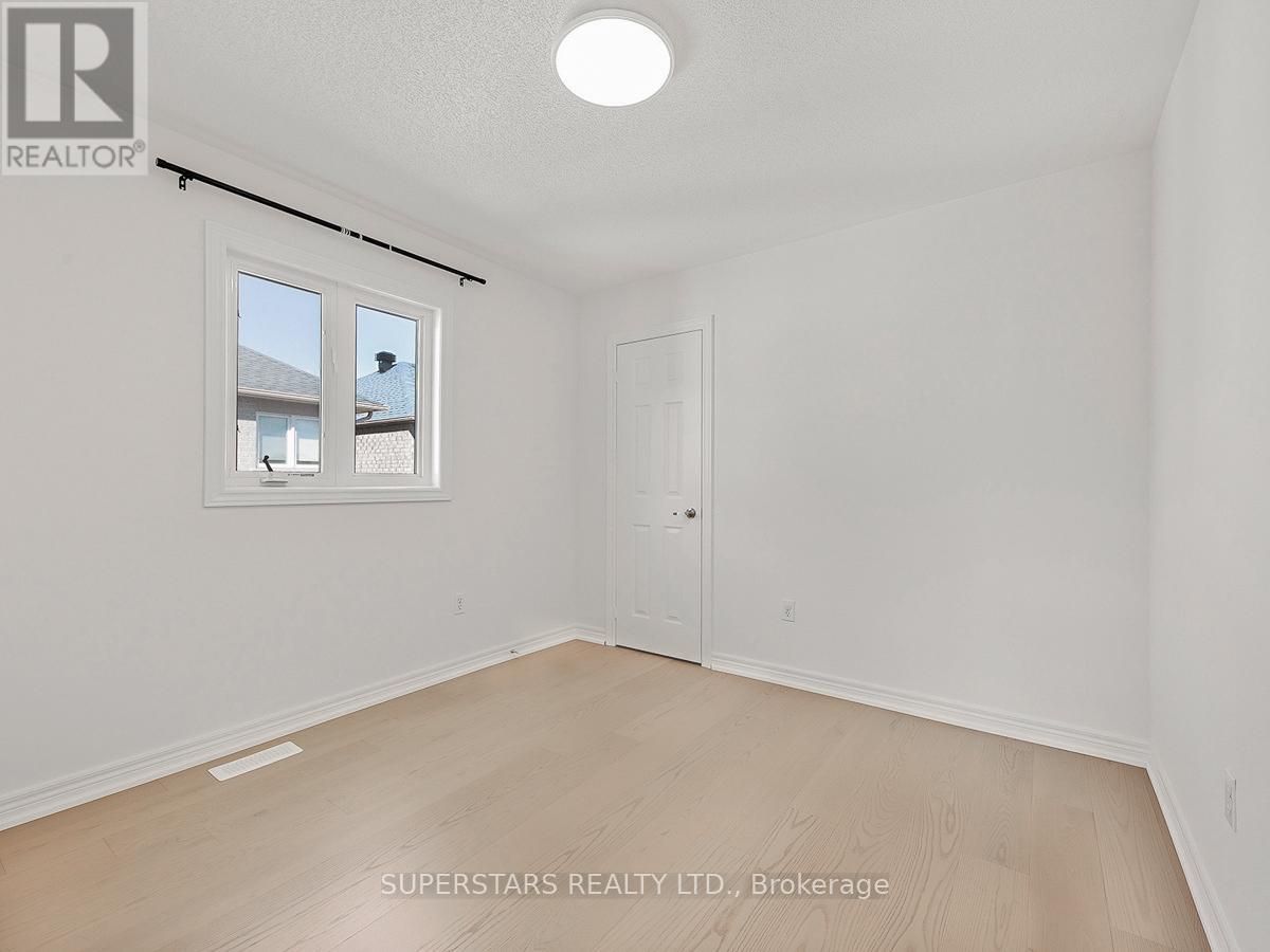 43 Cathmar Drive, Markham, Ontario  L6E 2H2 - Photo 17 - N12485103