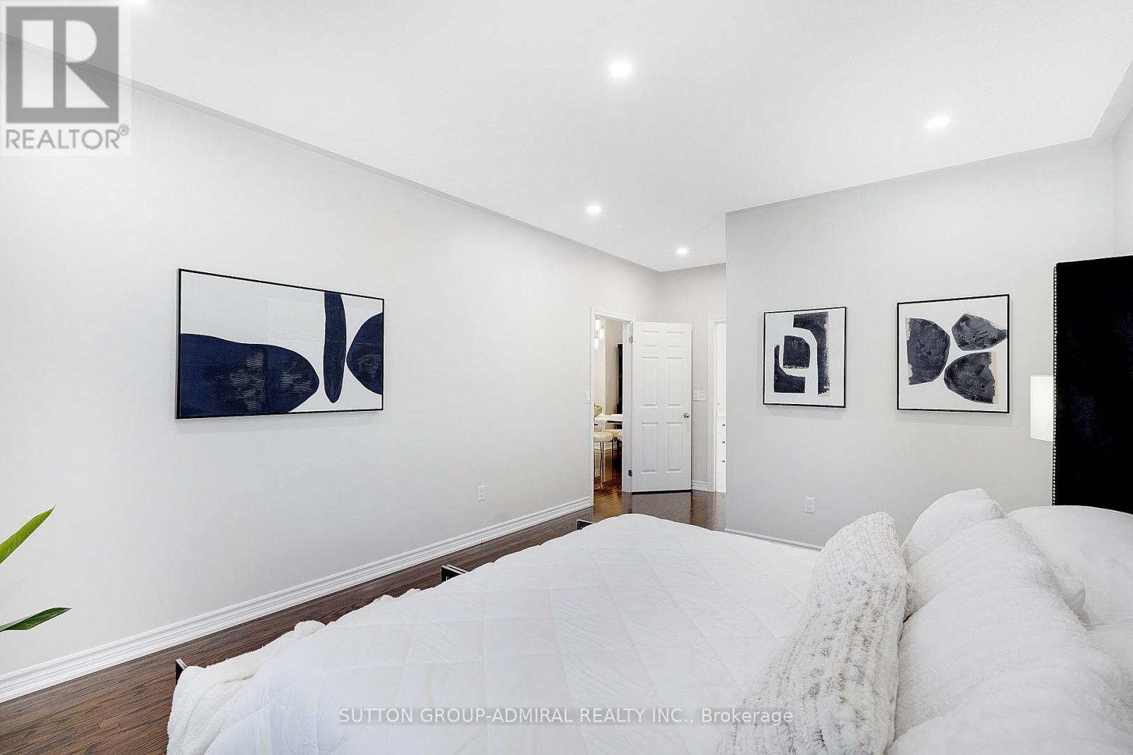 26 Summit Ridge Drive, King (Schomberg), Ontario  L0G 1T0 - Photo 21 - N12485105