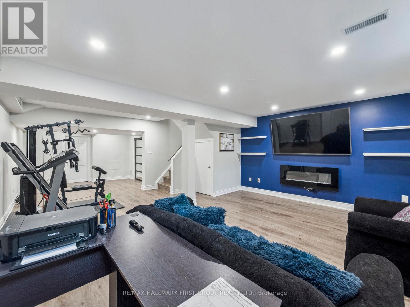 20 Crestbank Court, Vaughan, Ontario  L6A 0B2 - Photo 39 - N12485133