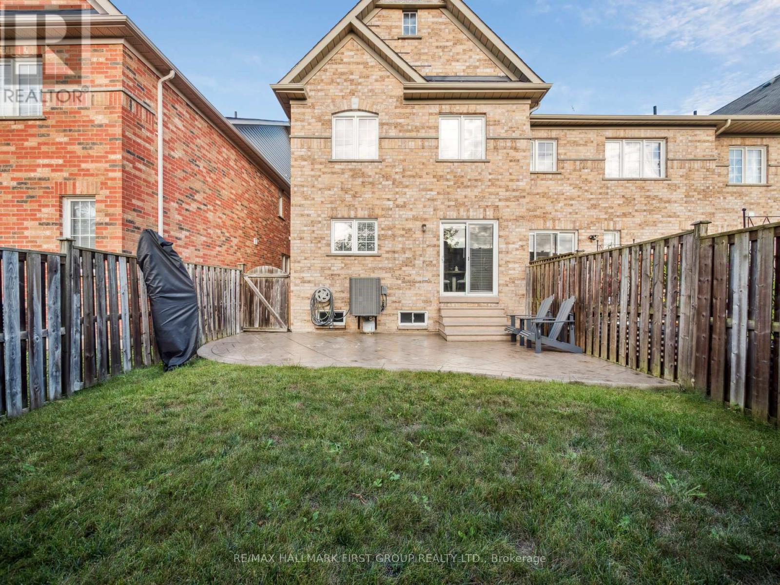 20 Crestbank Court, Vaughan, Ontario  L6A 0B2 - Photo 46 - N12485133