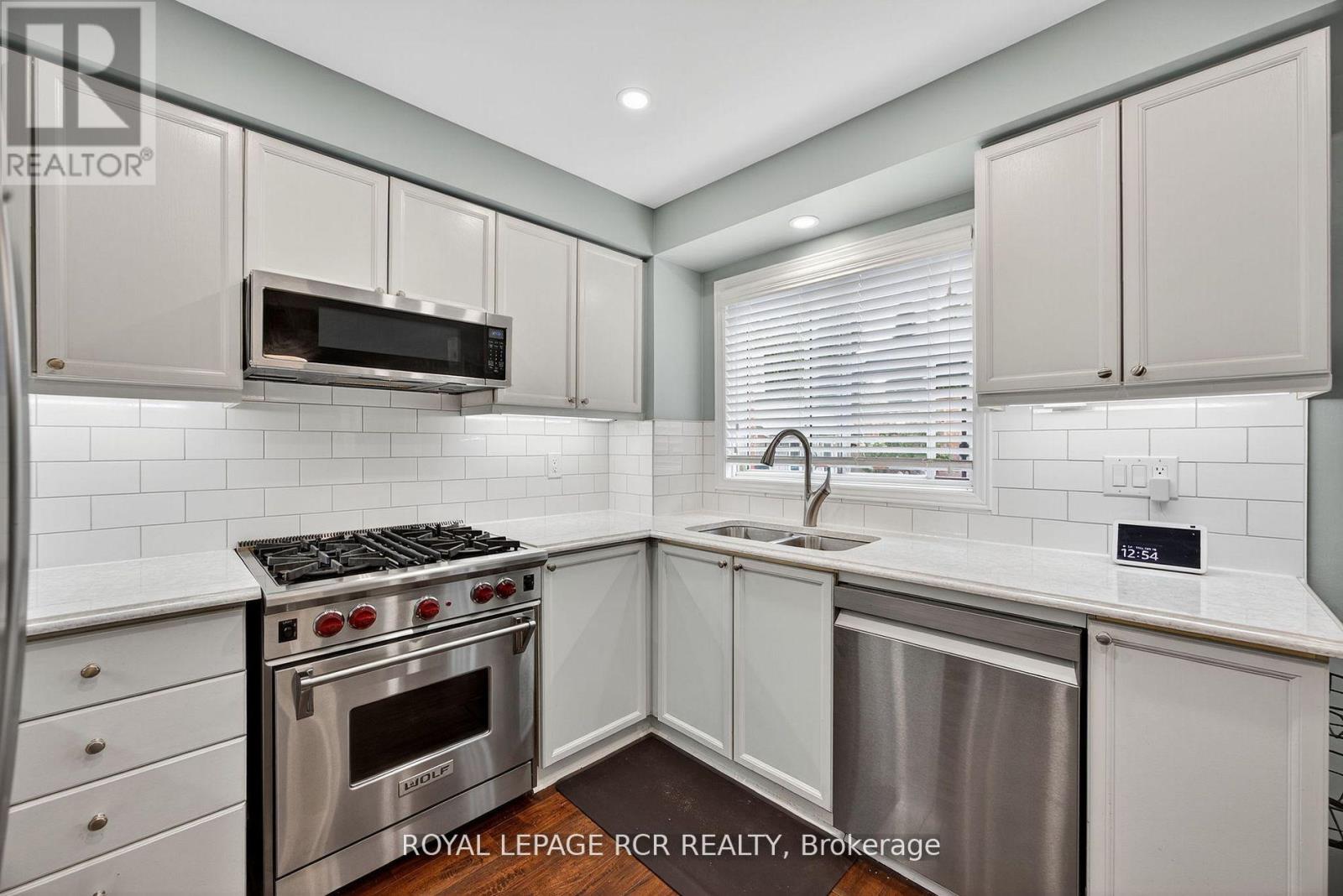 165 Bonny Meadows Drive, Aurora, Ontario  L4G 6N1 - Photo 14 - N12485146