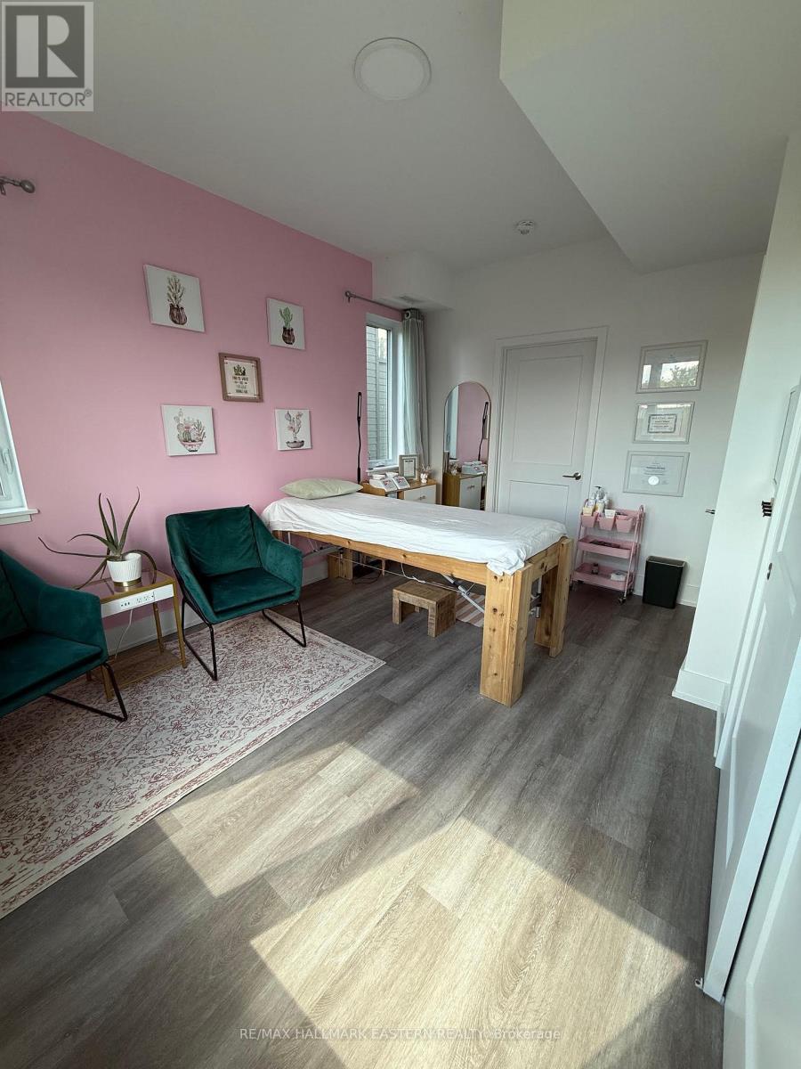 4 - 19 West Street N, Kawartha Lakes, Ontario  K0M 1N0 - Photo 10 - X12485194