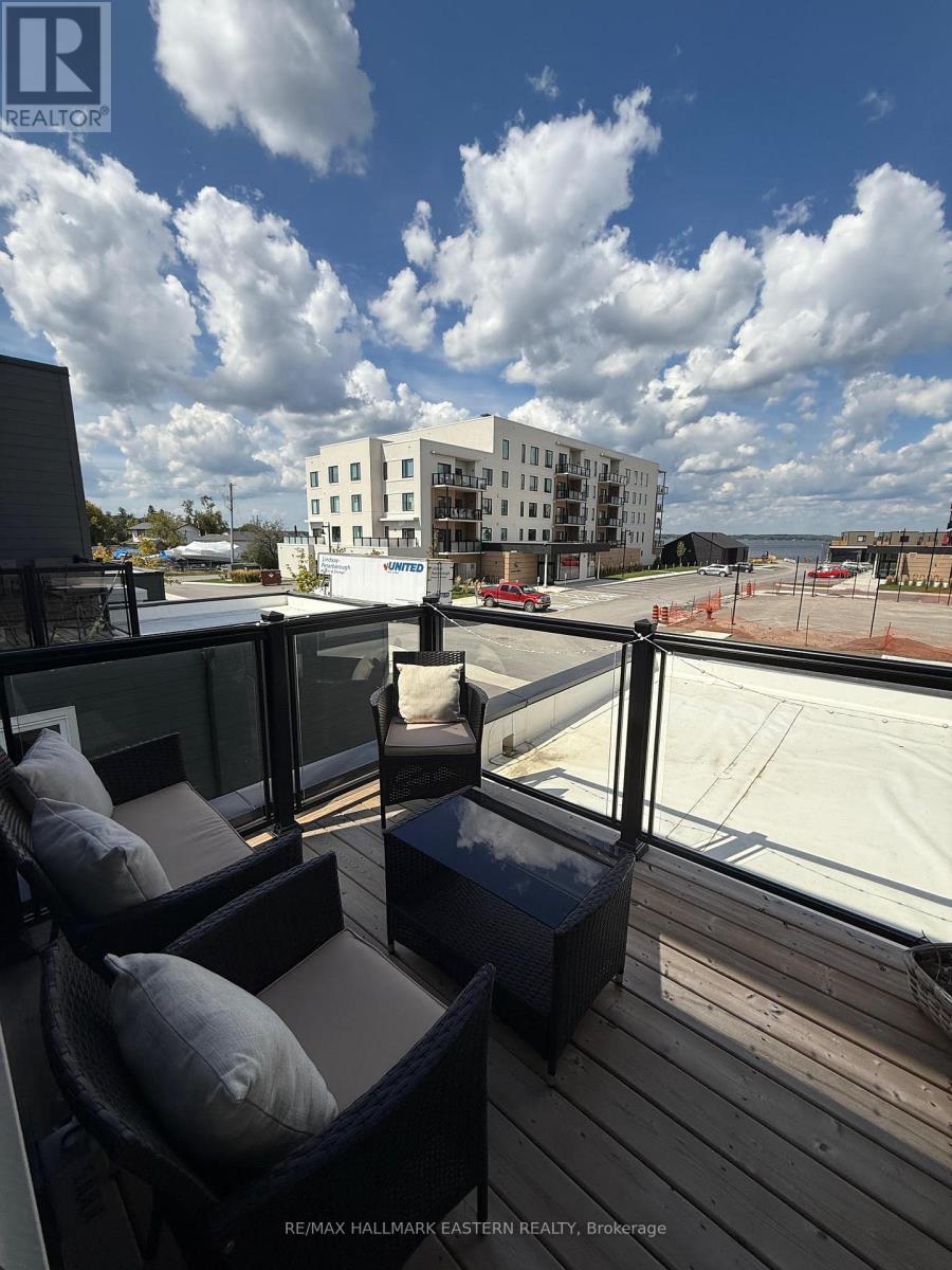 4 - 19 West Street N, Kawartha Lakes, Ontario  K0M 1N0 - Photo 17 - X12485194