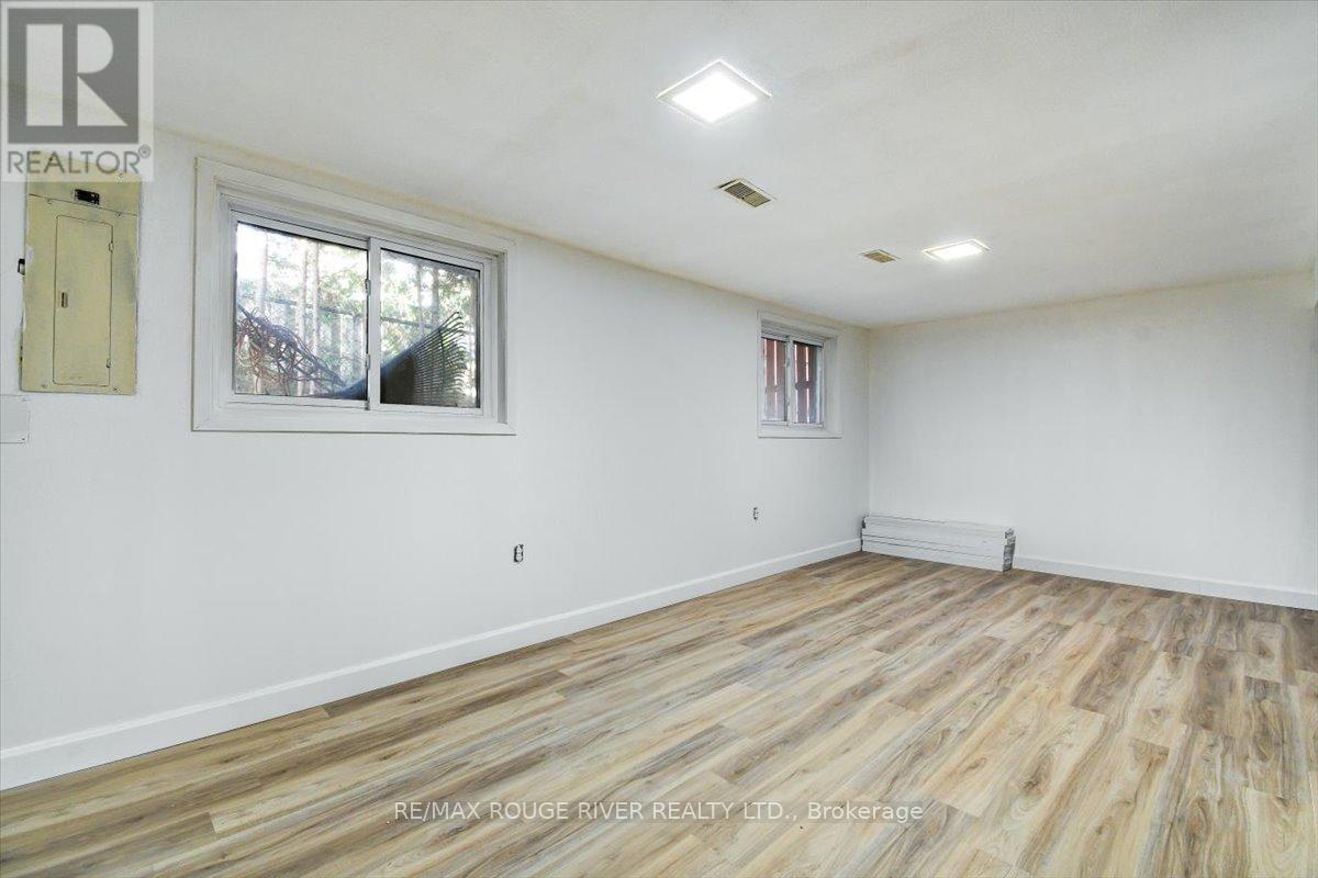 920 Rochelle Court, Peterborough, Ontario  K9J 1J7 - Photo 23 - X12485304