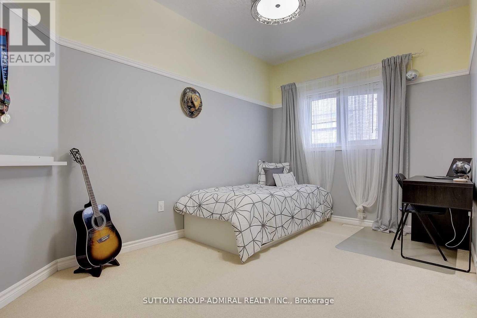 21 Black Ash Trail S, Barrie (Ardagh), Ontario  L4N 3K2 - Photo 15 - S12485155