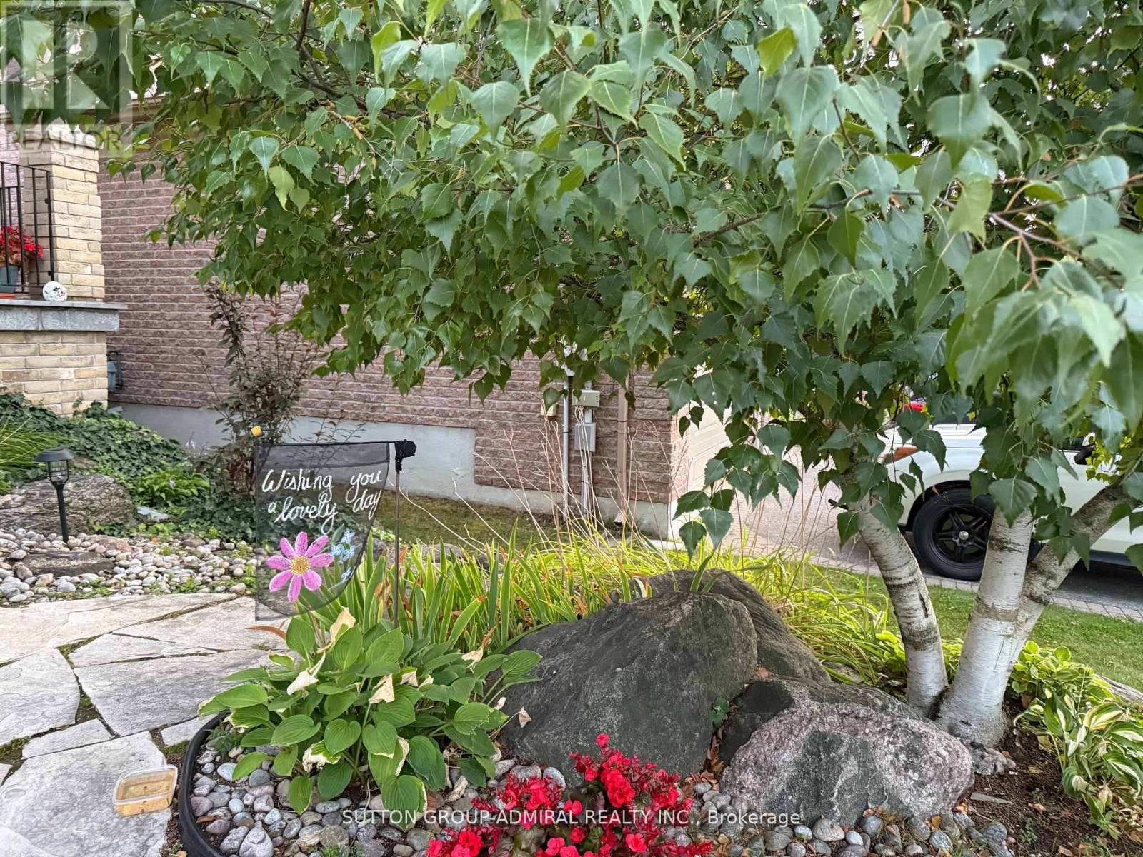 21 Black Ash Trail S, Barrie (Ardagh), Ontario  L4N 3K2 - Photo 2 - S12485155