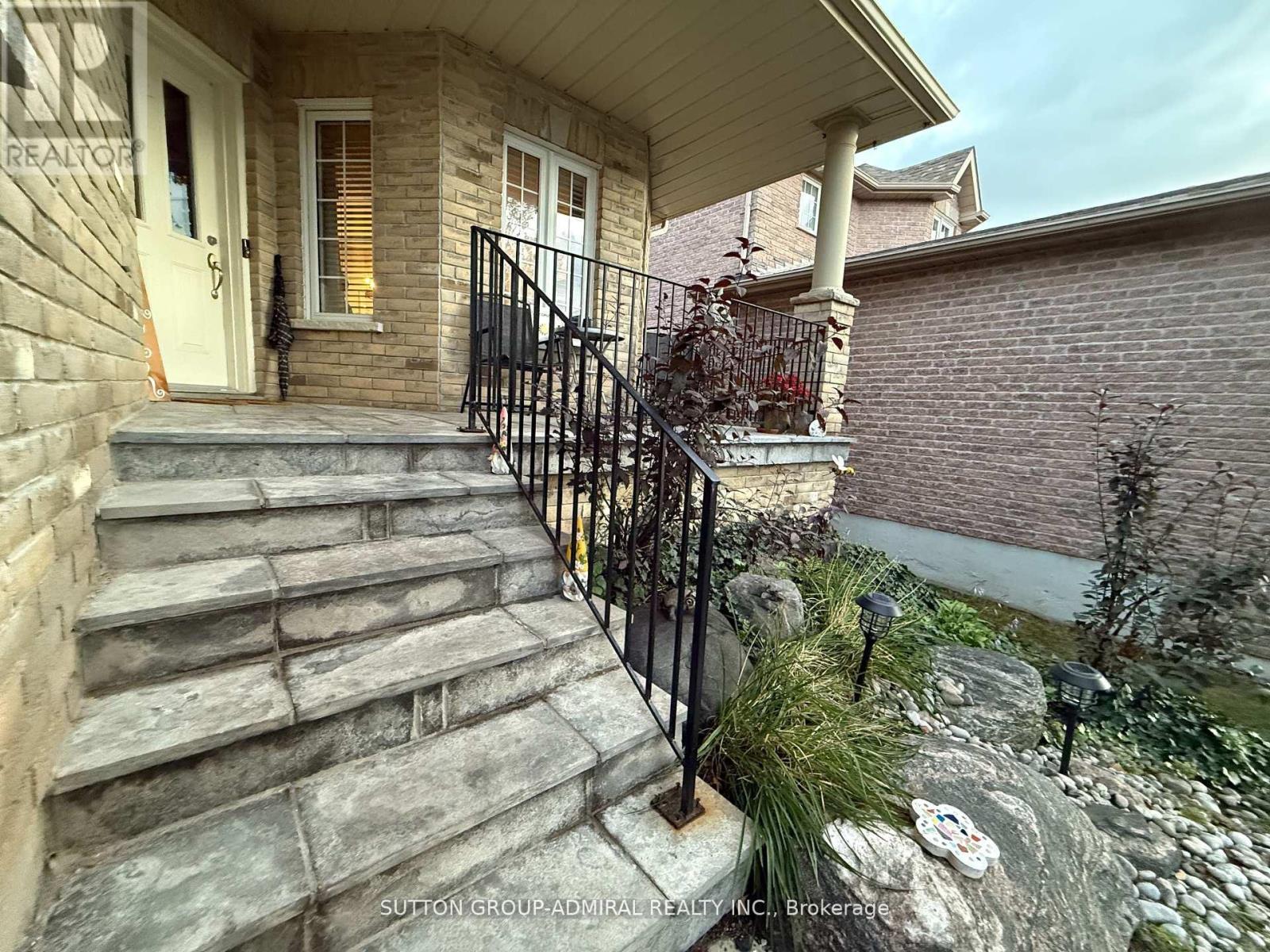 21 Black Ash Trail S, Barrie (Ardagh), Ontario  L4N 3K2 - Photo 5 - S12485155