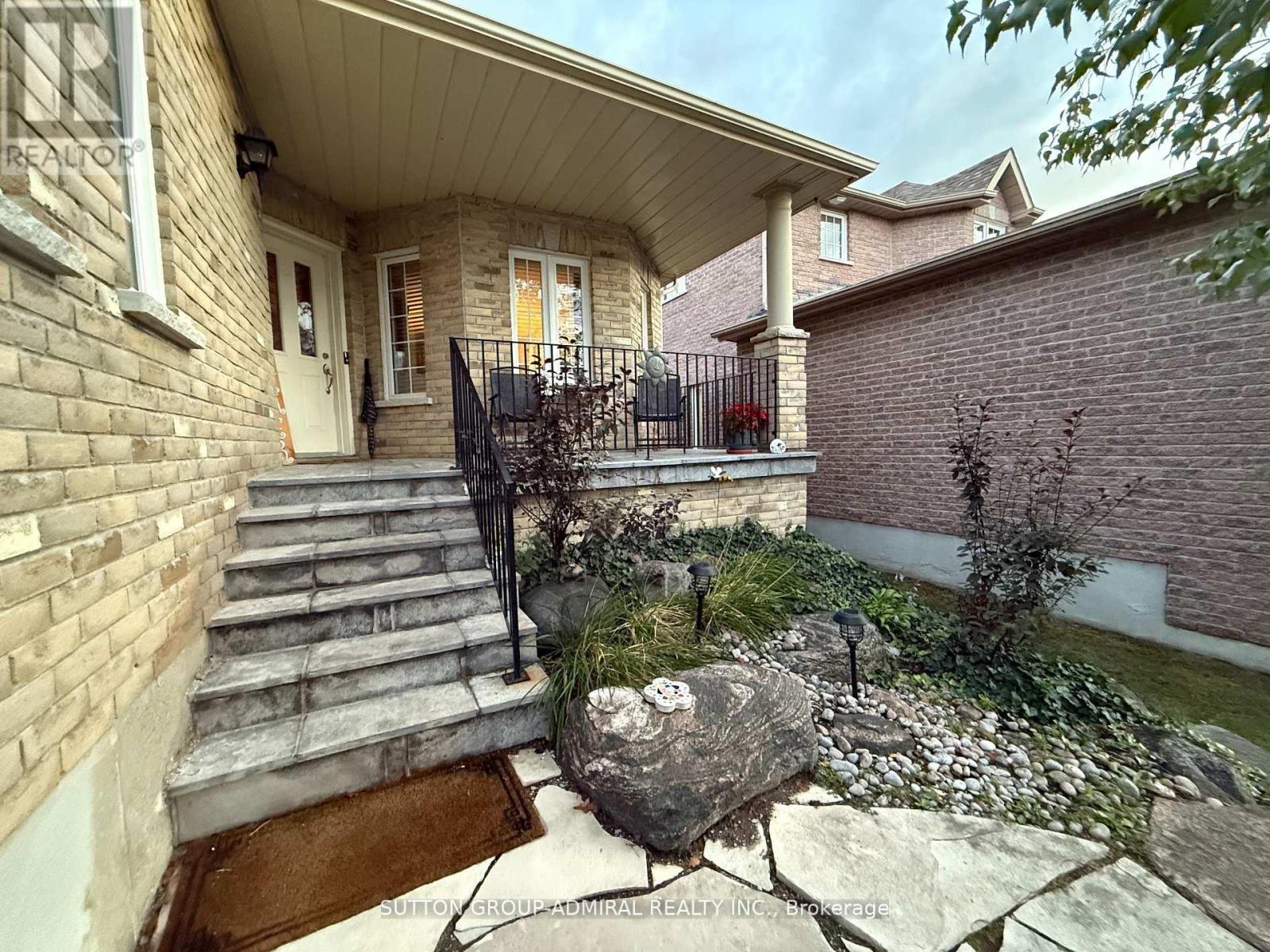 21 Black Ash Trail S, Barrie (Ardagh), Ontario  L4N 3K2 - Photo 6 - S12485155