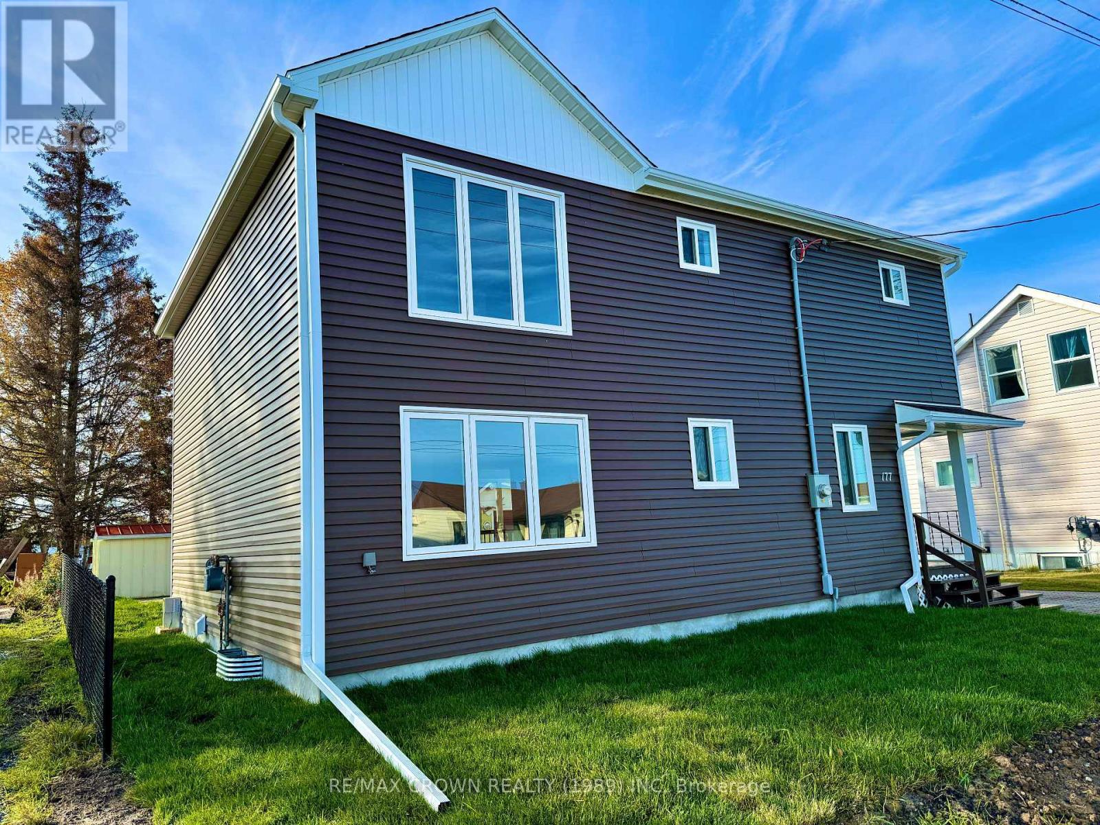 177 Elaine Avenue, Smooth Rock Falls, Ontario  P0L 2B0 - Photo 2 - T12485292