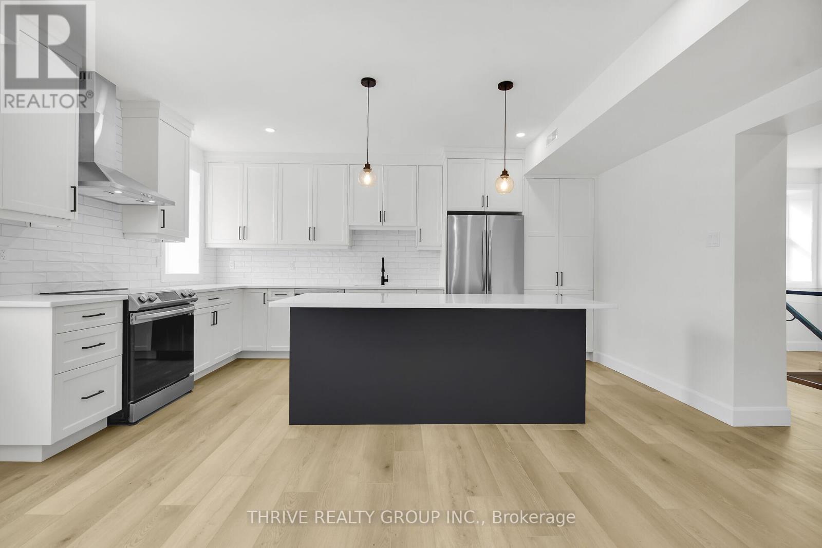 3 - 74 Church Street, Stratford, Ontario  N5A 2R2 - Photo 7 - X12485160