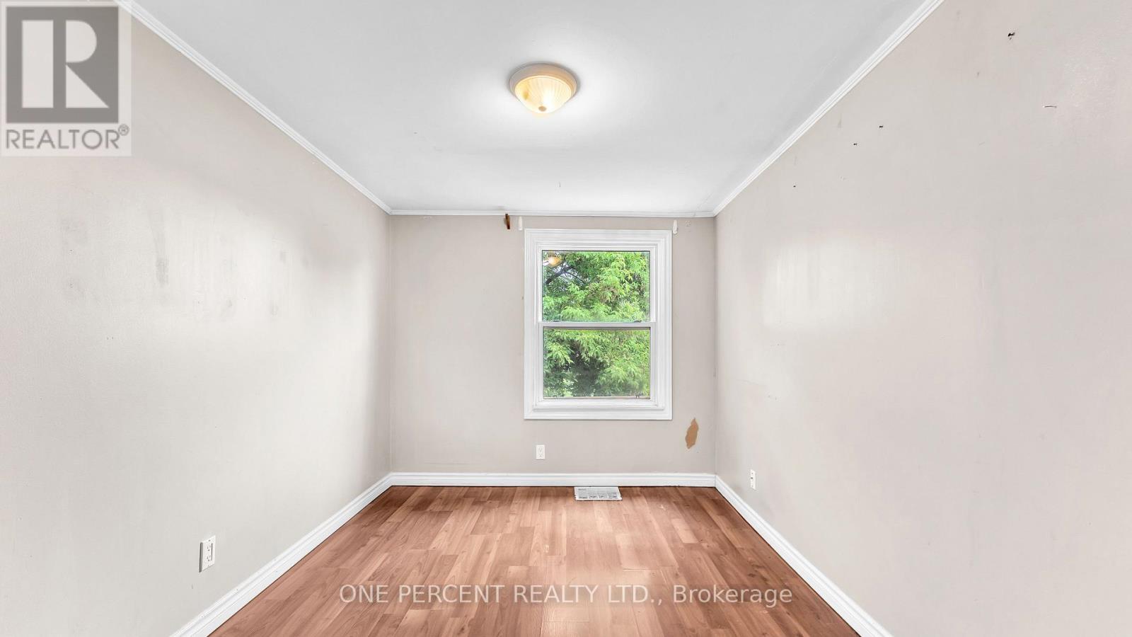 1185 Albany Street, London East (East G), Ontario  N5W 3L6 - Photo 8 - X12485177