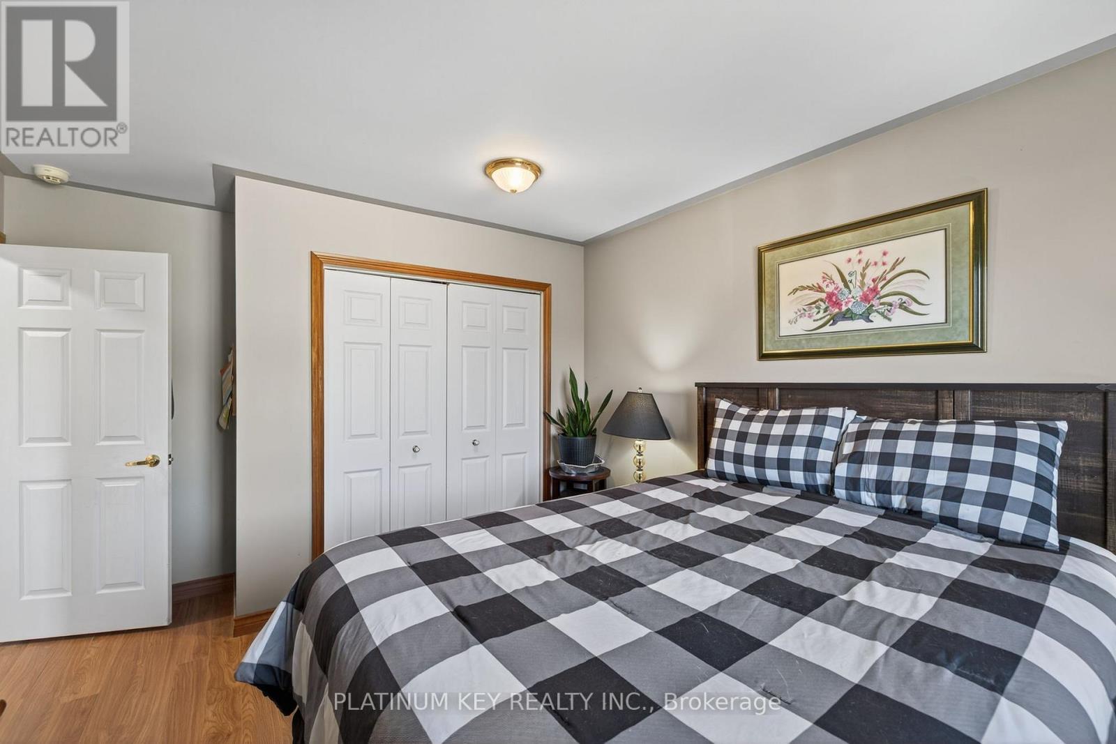 152 Elgin Street, London East (East M), Ontario  N5Z 2T8 - Photo 16 - X12485235