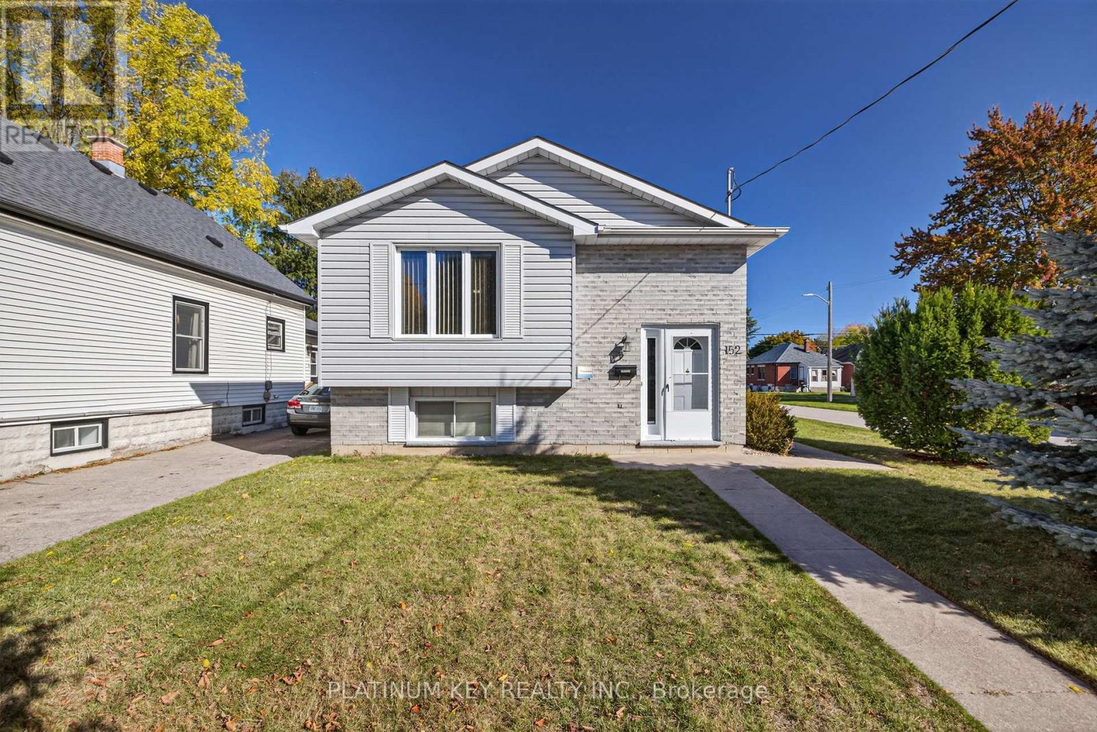 152 Elgin Street, London East (East M), Ontario  N5Z 2T8 - Photo 2 - X12485235
