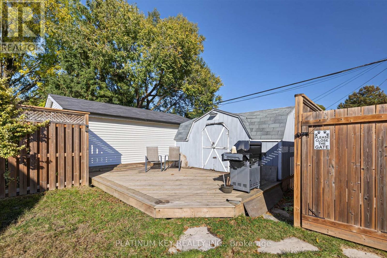 152 Elgin Street, London East (East M), Ontario  N5Z 2T8 - Photo 31 - X12485235