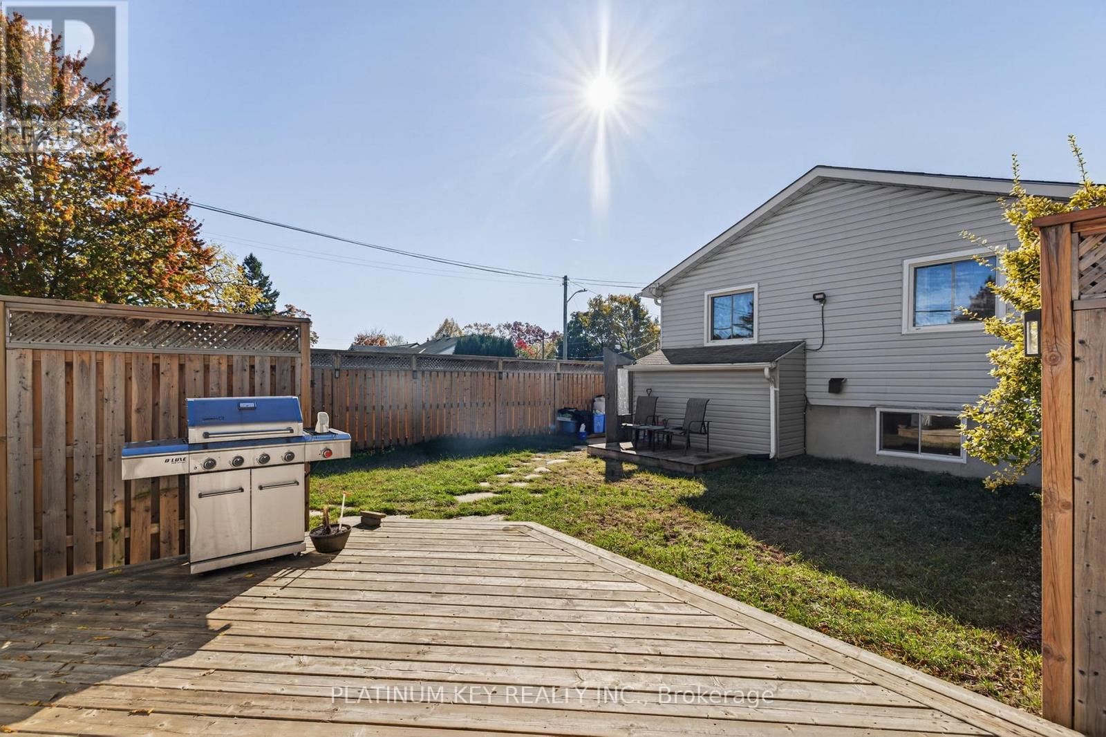 152 Elgin Street, London East (East M), Ontario  N5Z 2T8 - Photo 33 - X12485235