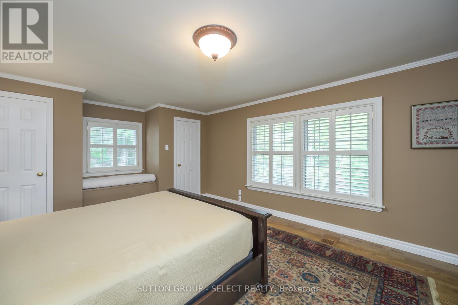 272 Commissioners Road E, London South (South G), Ontario  N6C 2T2 - Photo 19 - X12485268