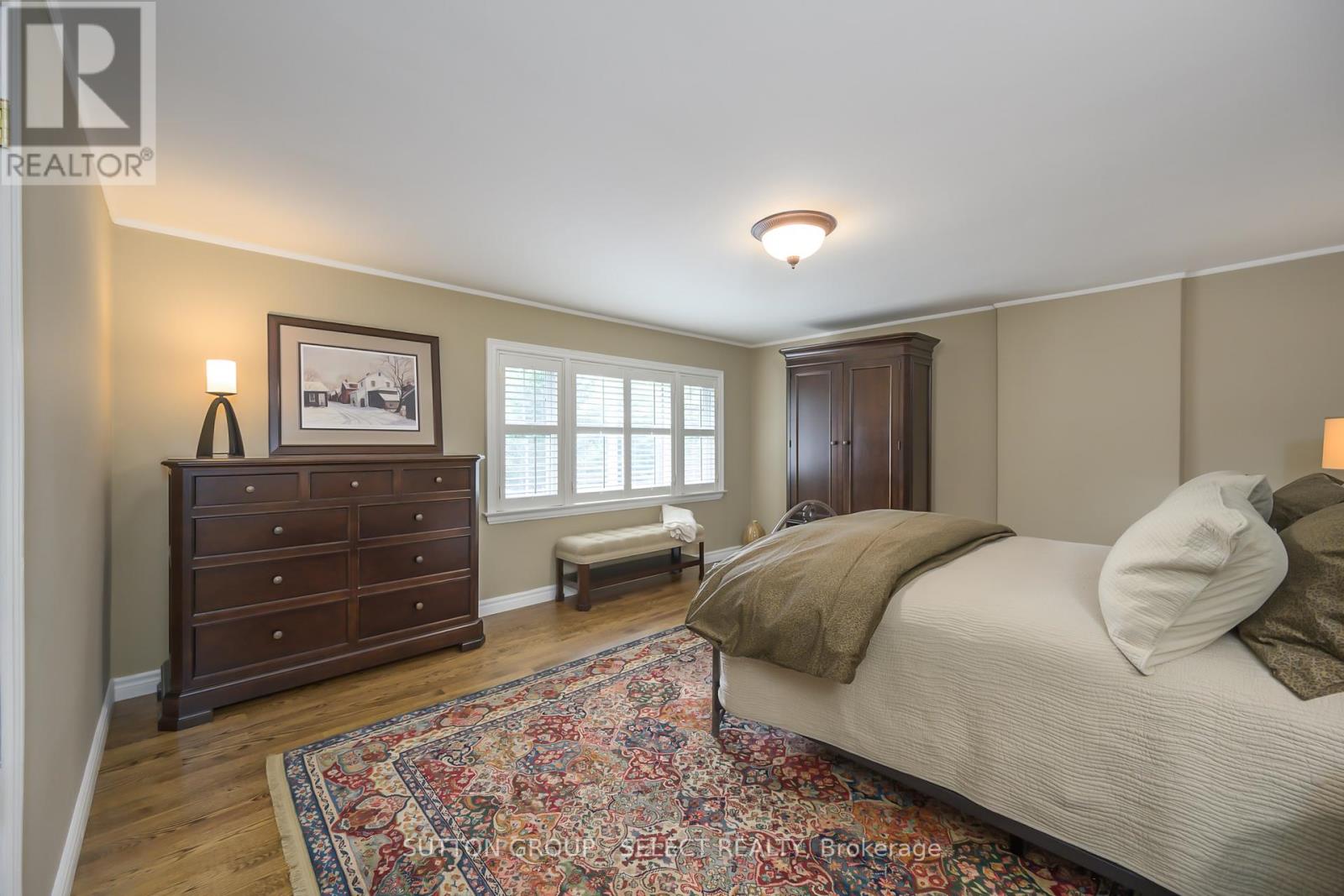 272 Commissioners Road E, London South (South G), Ontario  N6C 2T2 - Photo 21 - X12485268