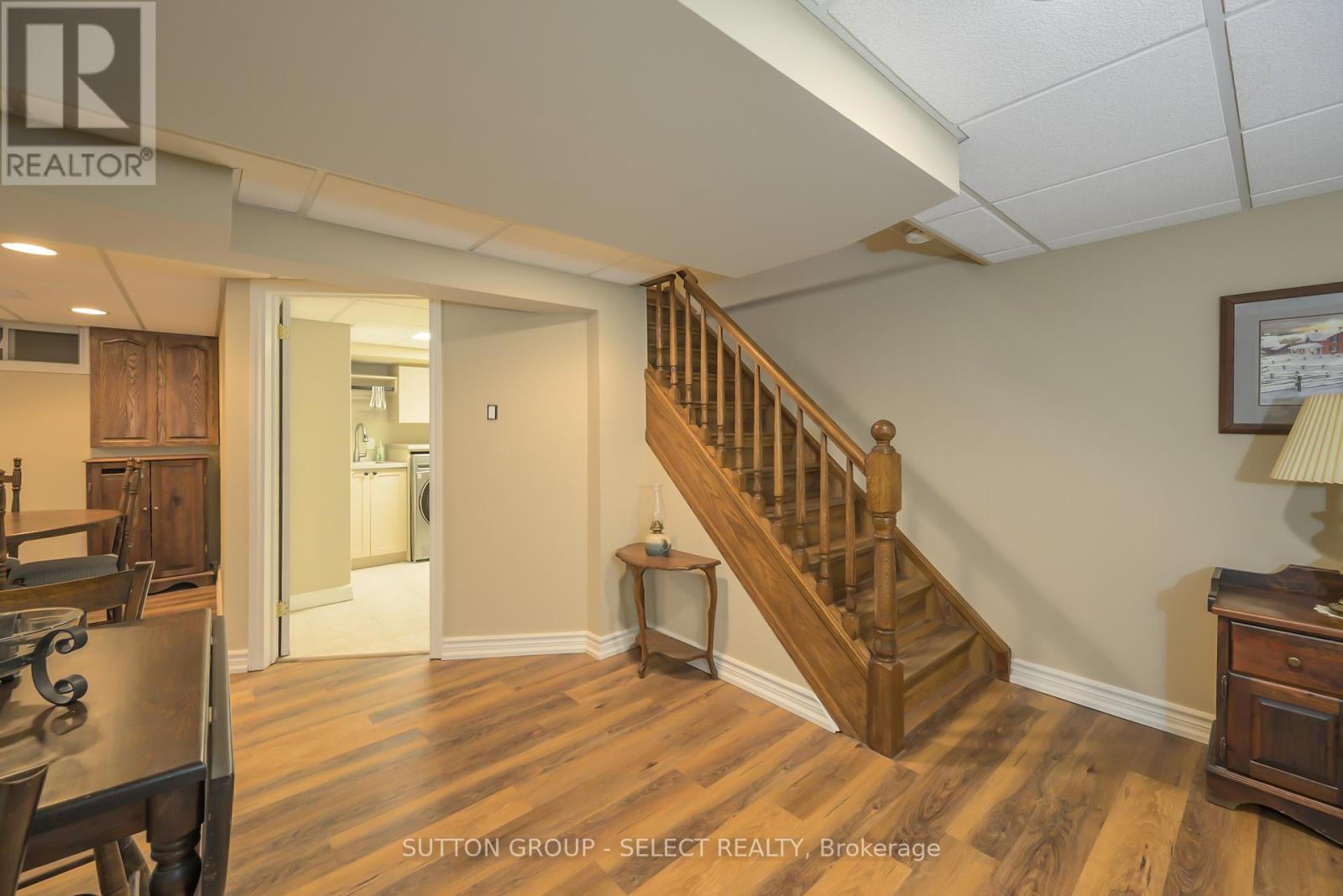 272 Commissioners Road E, London South (South G), Ontario  N6C 2T2 - Photo 24 - X12485268