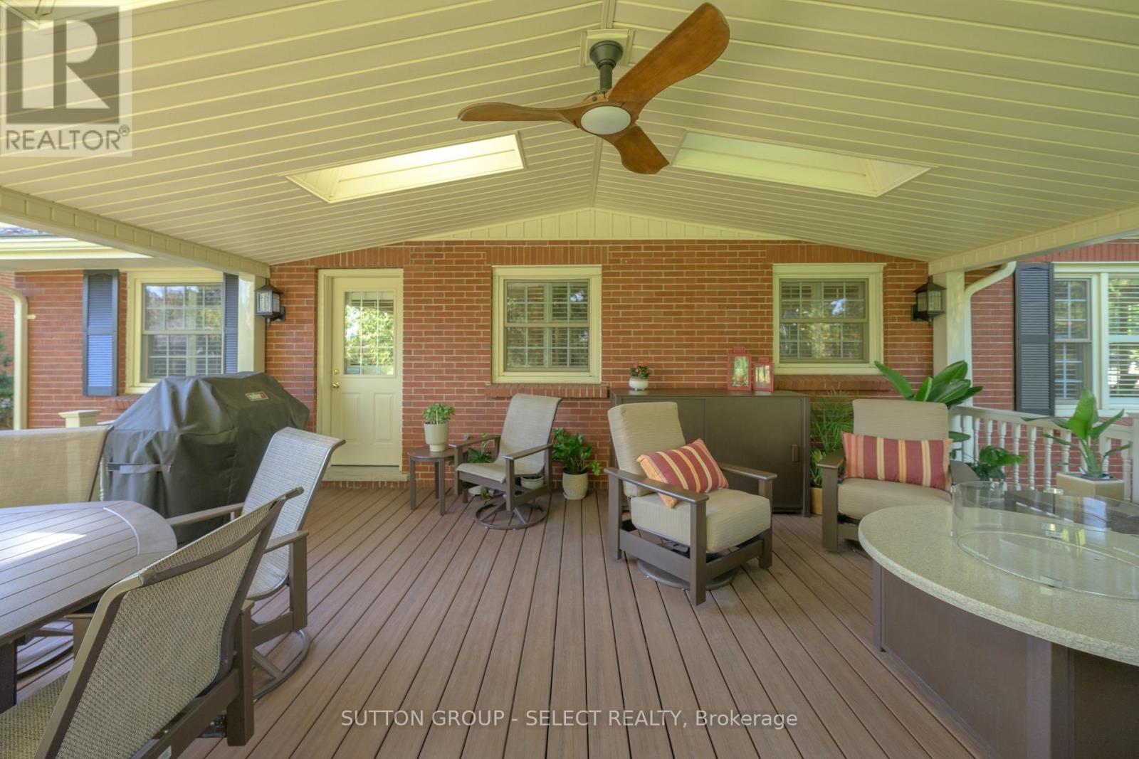 272 Commissioners Road E, London South (South G), Ontario  N6C 2T2 - Photo 28 - X12485268