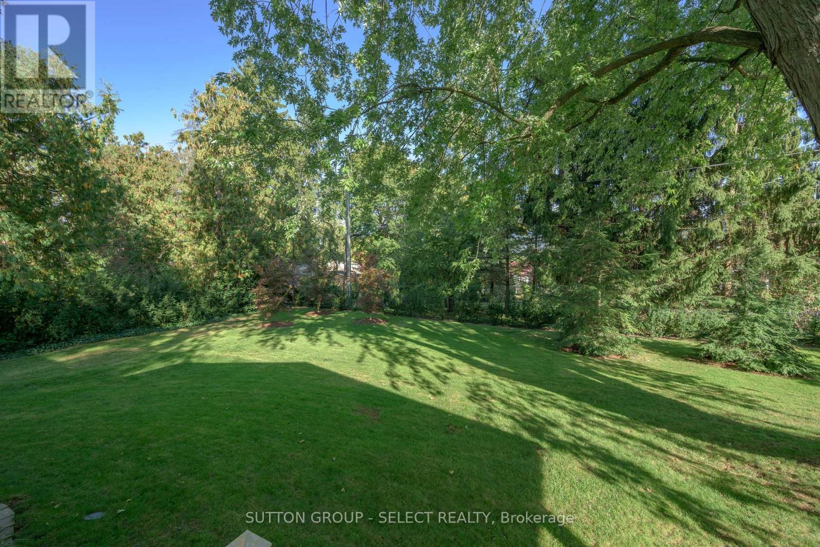 272 Commissioners Road E, London South (South G), Ontario  N6C 2T2 - Photo 31 - X12485268