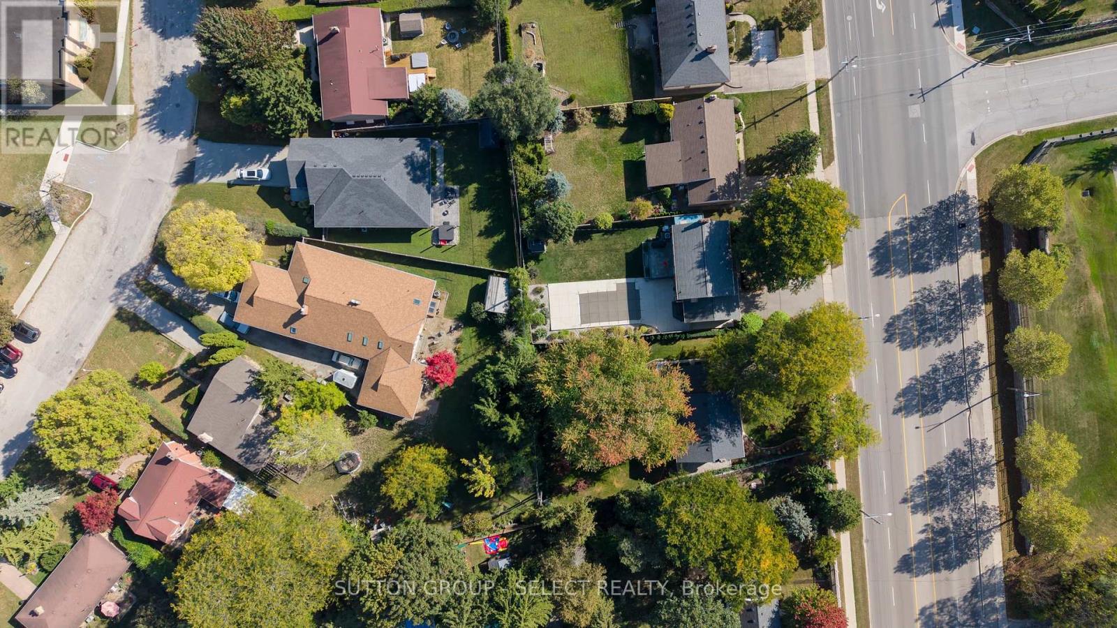 272 Commissioners Road E, London South (South G), Ontario  N6C 2T2 - Photo 37 - X12485268