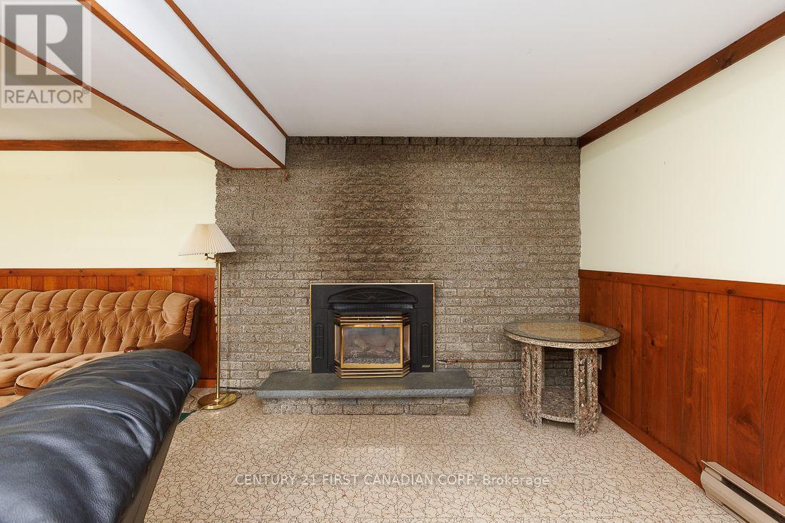 1230 Hamilton Road, London East, Ontario  N5W 1B2 - Photo 40 - X12485273