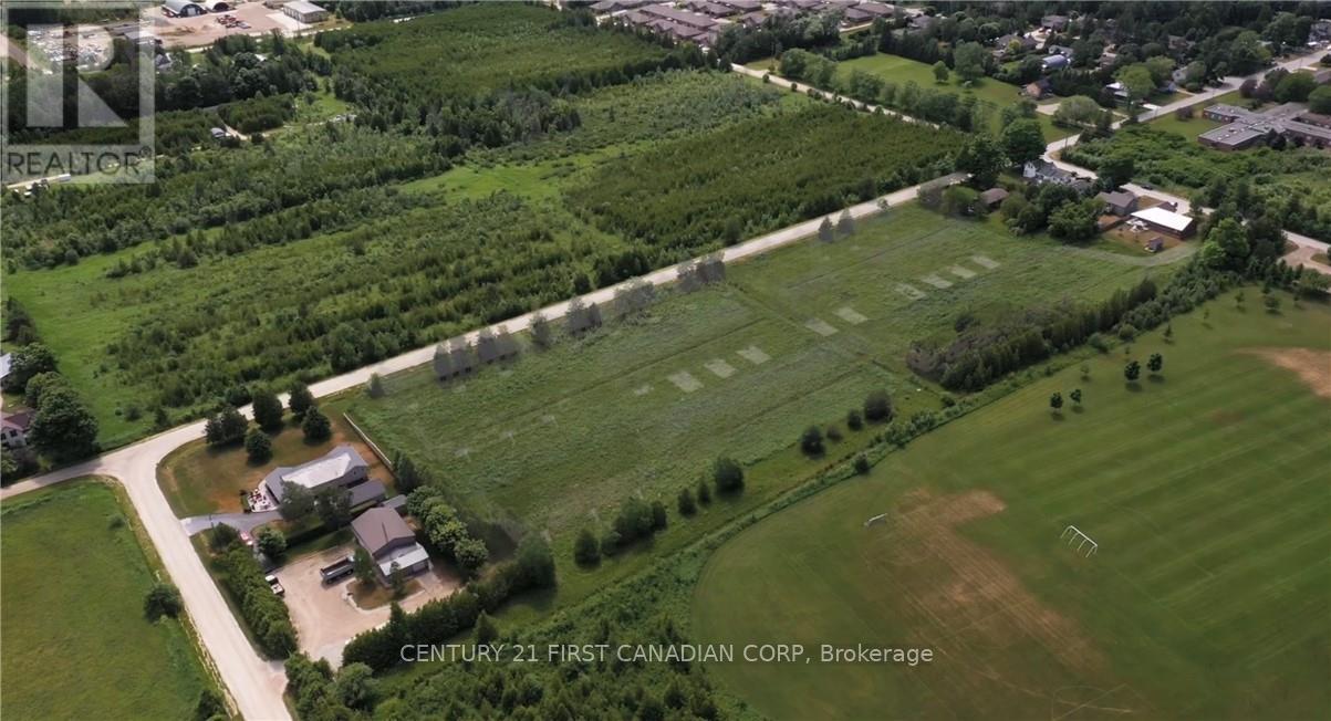 16 Spence Street, Saugeen Shores, Ontario  N0H 2L0 - Photo 5 - X12485306