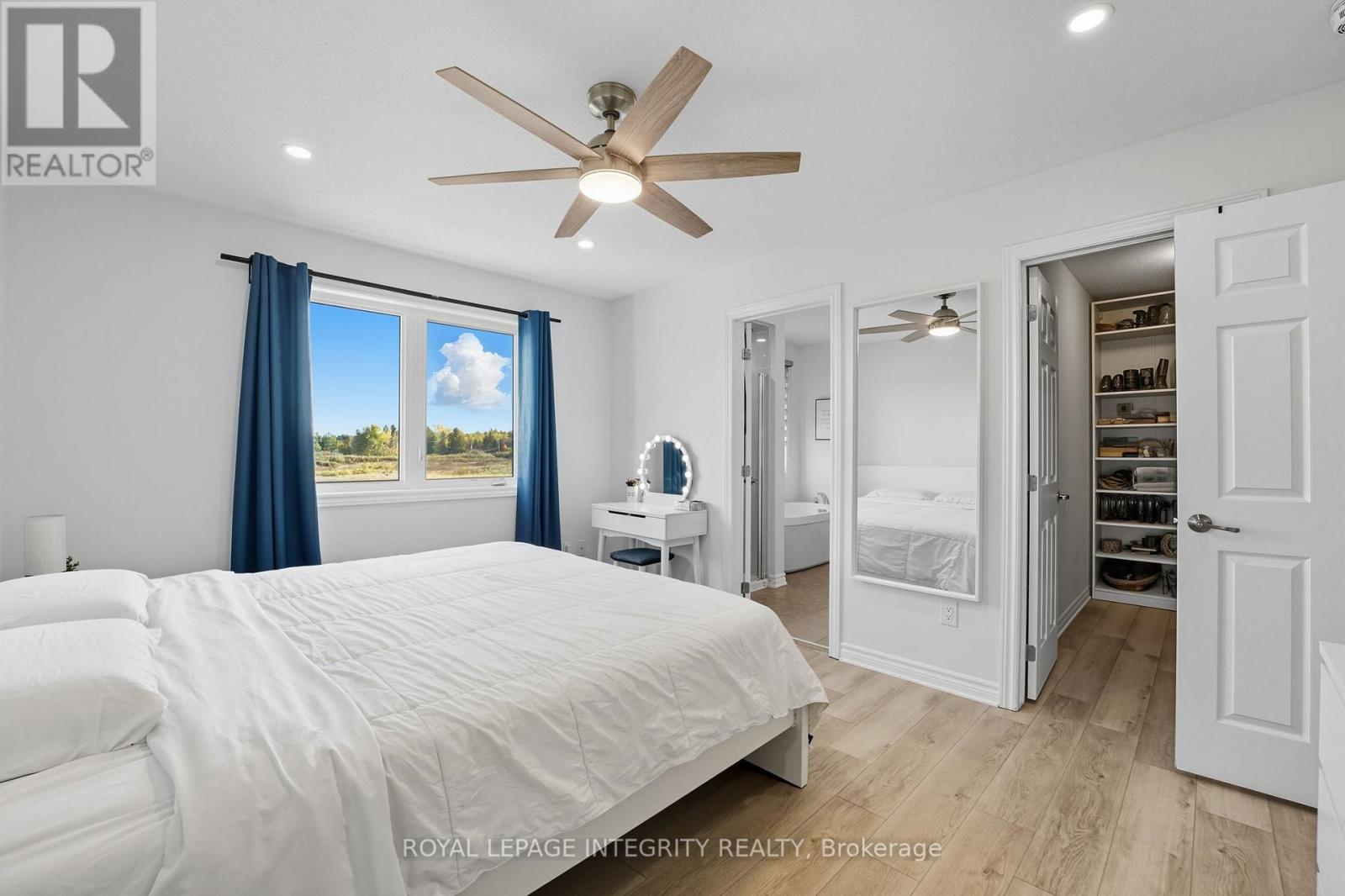 347 Willow Aster Circle, Ottawa, Ontario  K4A 1C6 - Photo 15 - X12485234