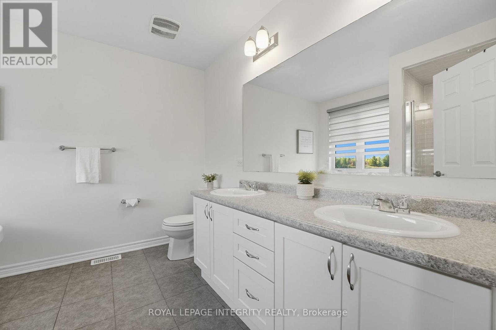 347 Willow Aster Circle, Ottawa, Ontario  K4A 1C6 - Photo 19 - X12485234