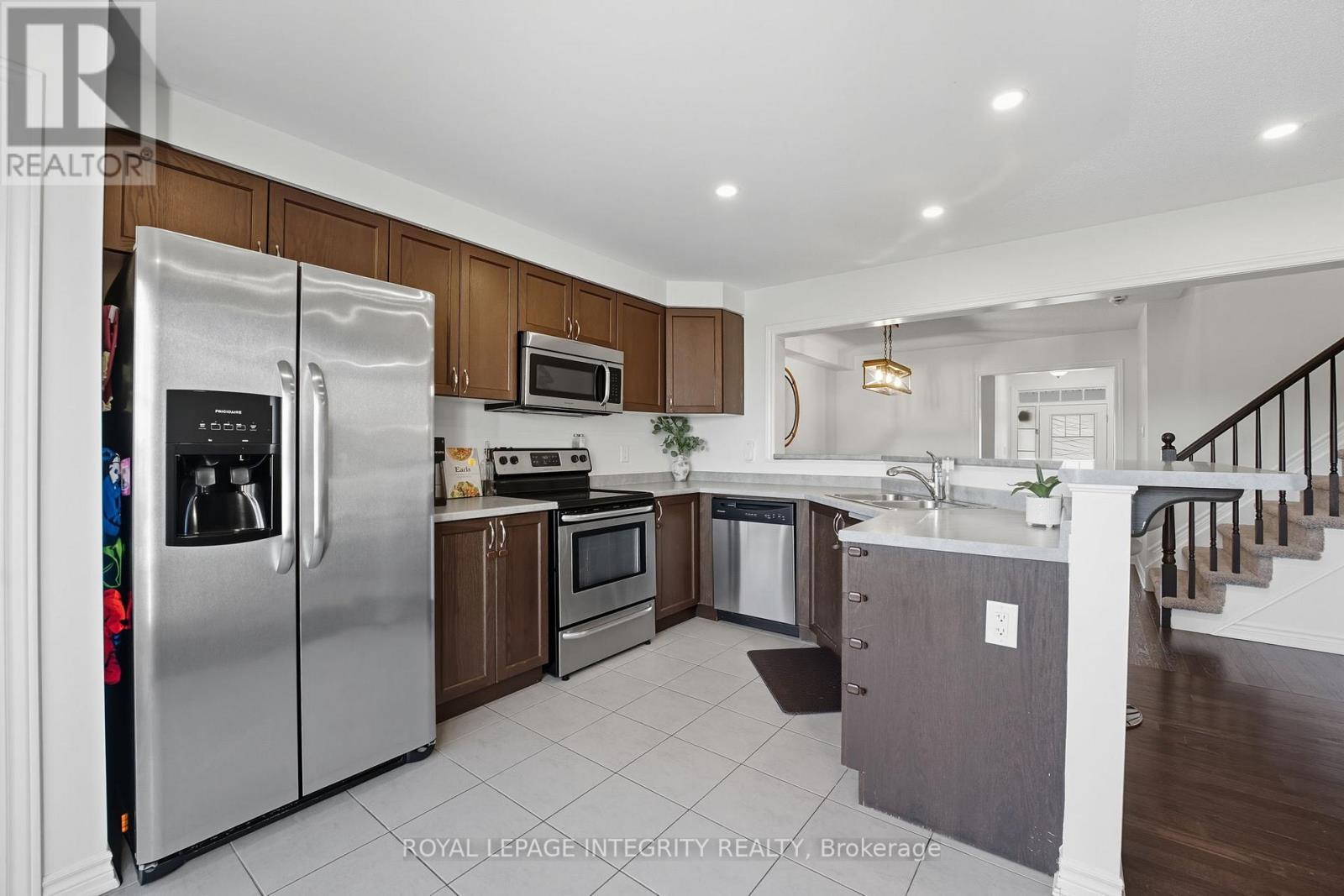 347 Willow Aster Circle, Ottawa, Ontario  K4A 1C6 - Photo 7 - X12485234