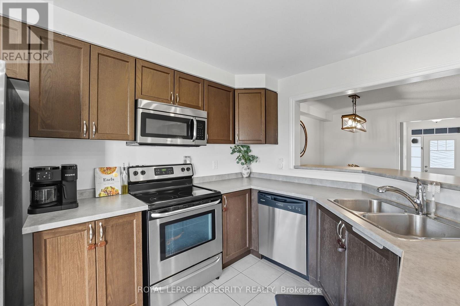 347 Willow Aster Circle, Ottawa, Ontario  K4A 1C6 - Photo 9 - X12485234