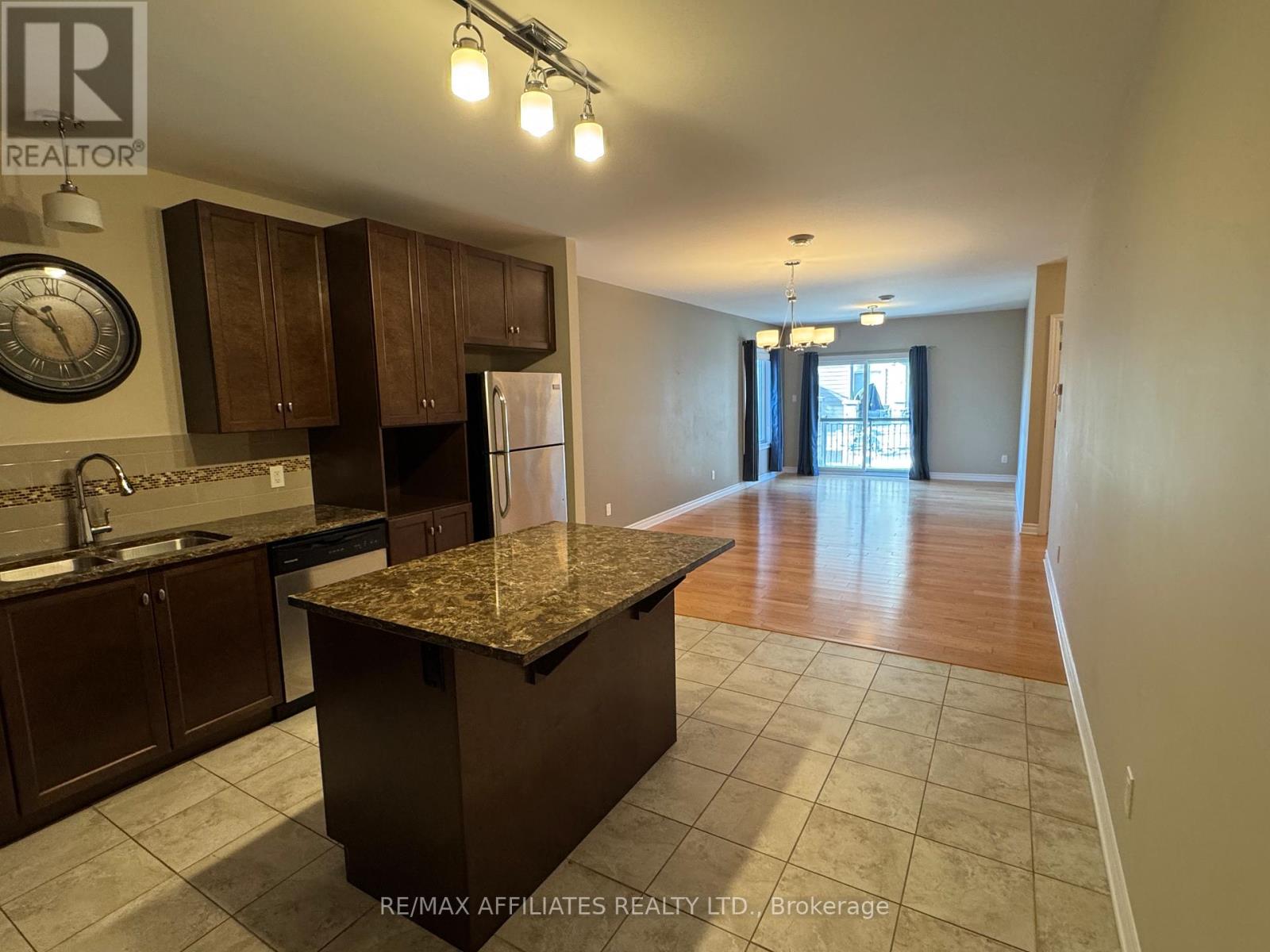 Unit 105 - 300 Solstice Crescent, Russell, Ontario  K0A 1W1 - Photo 2 - X12485308