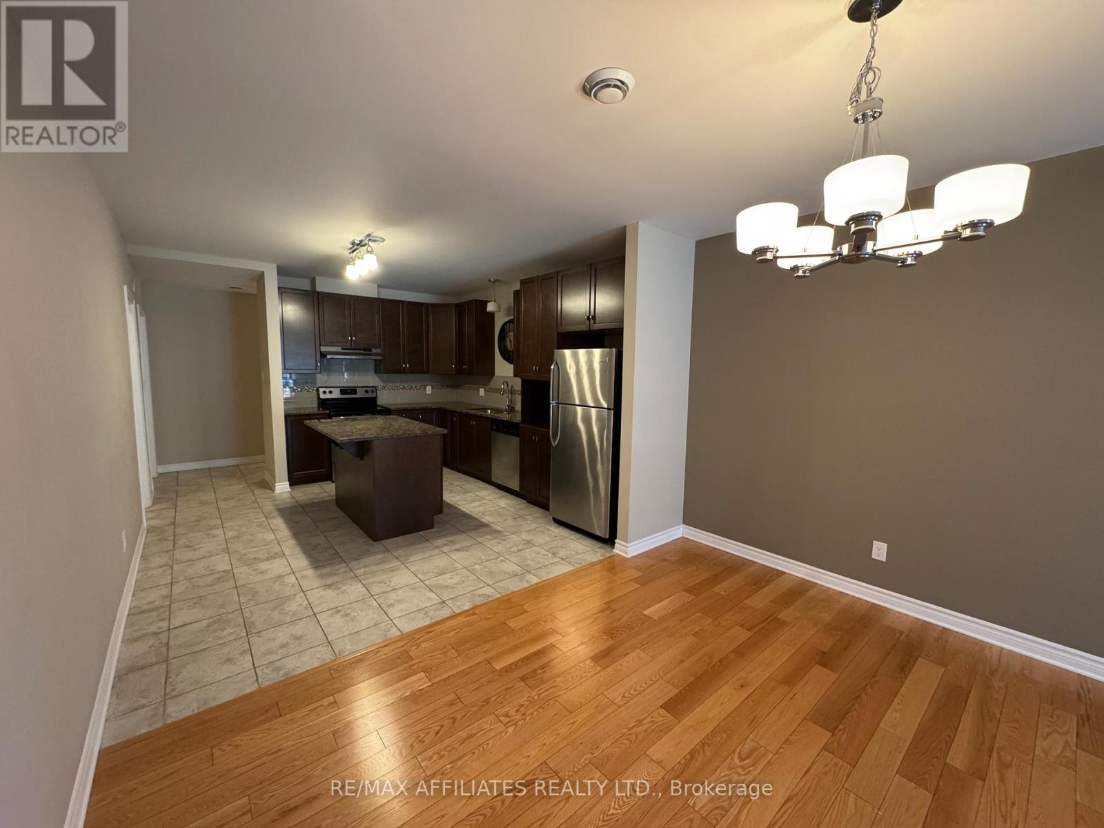 Unit 105 - 300 Solstice Crescent, Russell, Ontario  K0A 1W1 - Photo 4 - X12485308