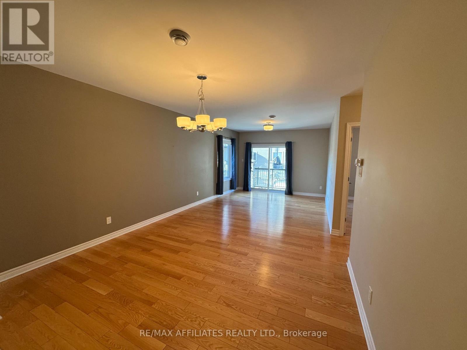 Unit 105 - 300 Solstice Crescent, Russell, Ontario  K0A 1W1 - Photo 5 - X12485308