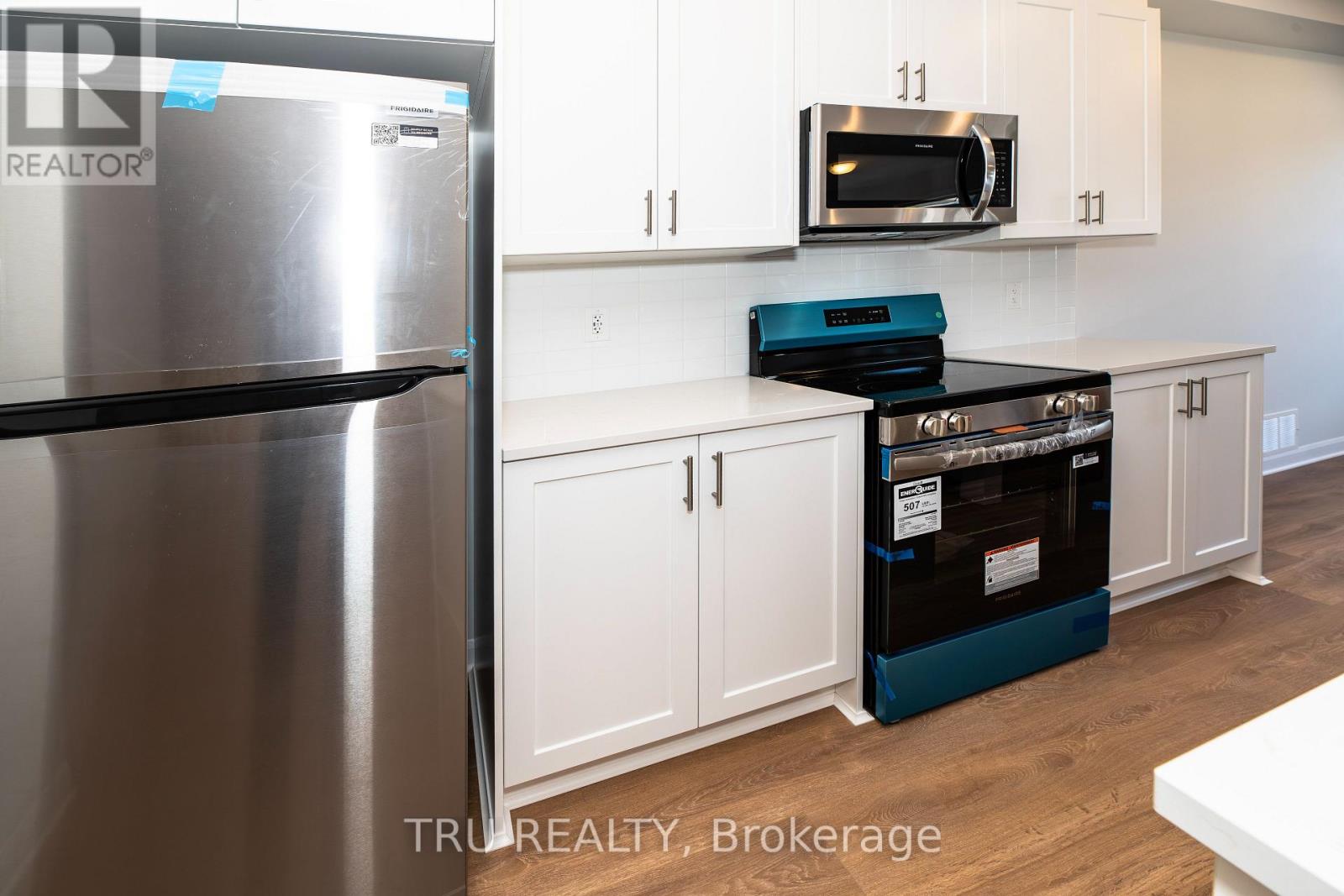 517 Woodlily Private, Ottawa, Ontario  K2T 0S6 - Photo 12 - X12485309