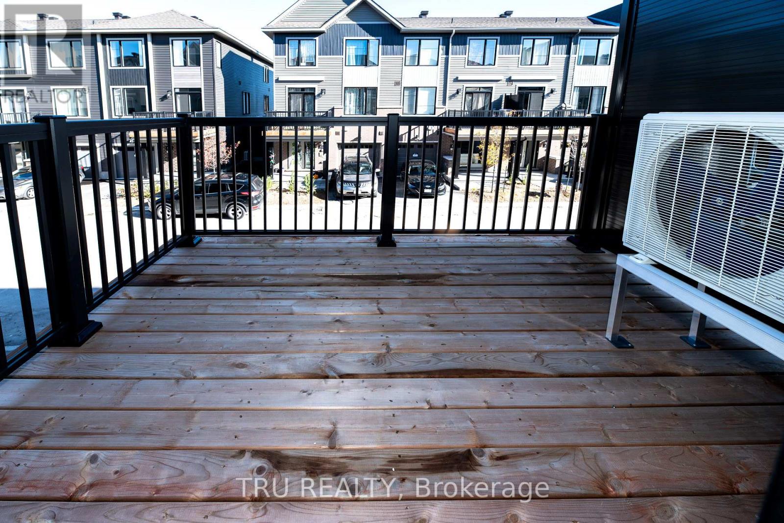 517 Woodlily Private, Ottawa, Ontario  K2T 0S6 - Photo 18 - X12485309