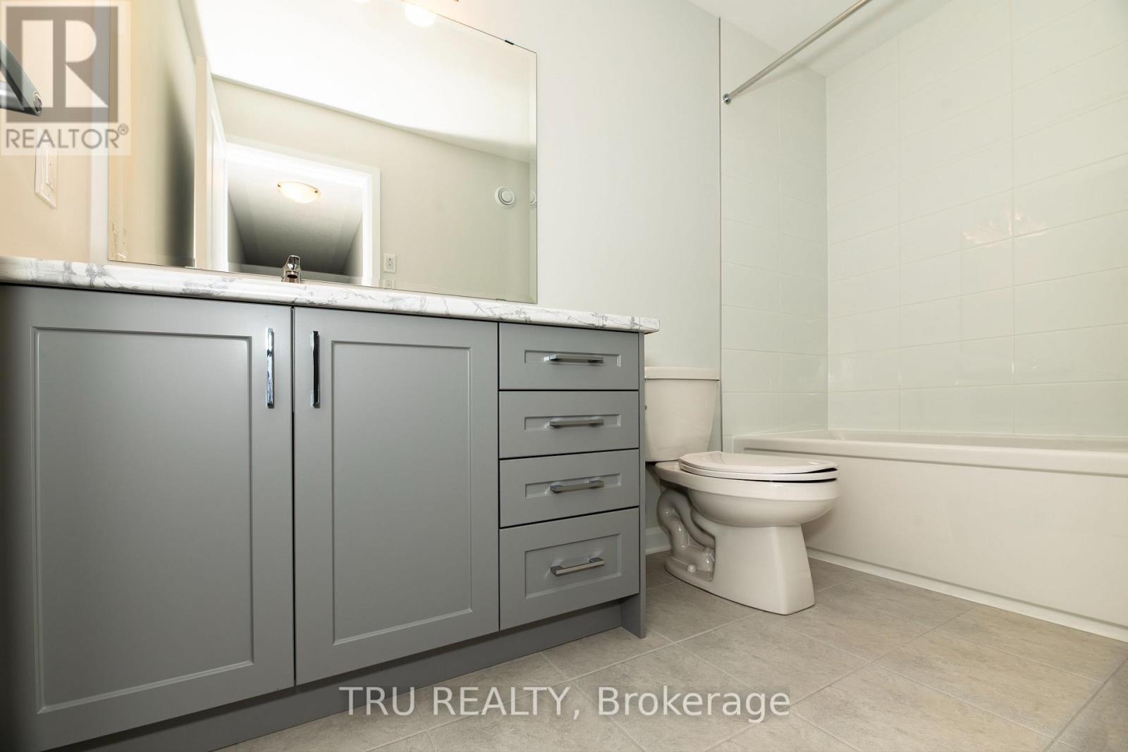 517 Woodlily Private, Ottawa, Ontario  K2T 0S6 - Photo 19 - X12485309