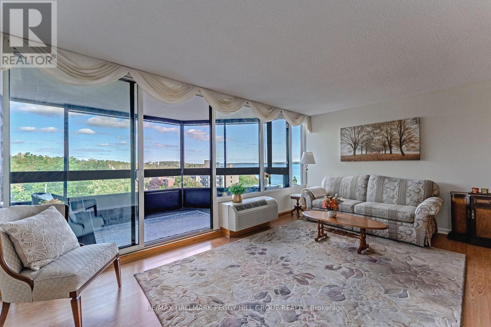 803 - 181 Collier Street, Barrie, Ontario  L4M 5L6 - Photo 3 - S12459627