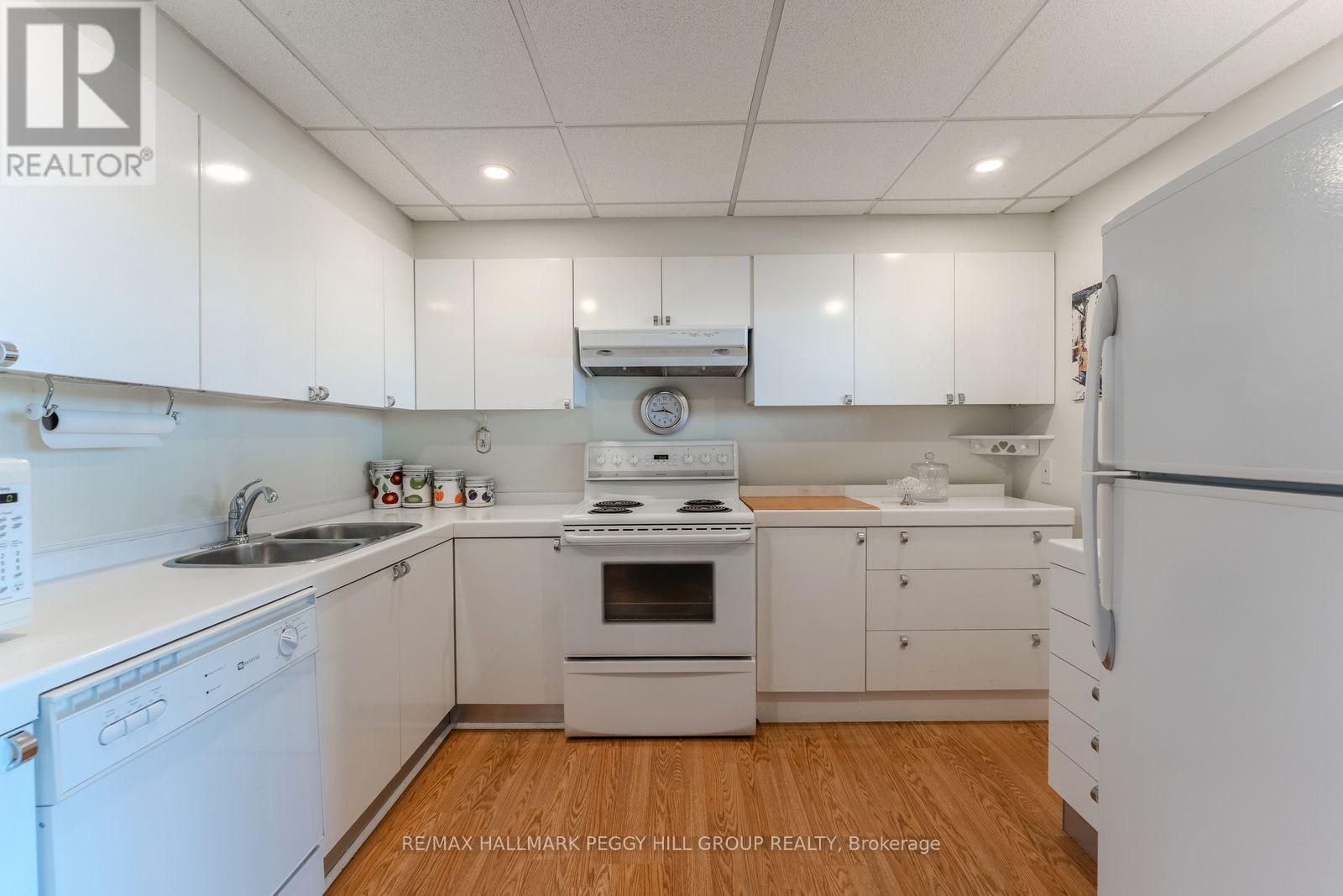 803 - 181 Collier Street, Barrie, Ontario  L4M 5L6 - Photo 6 - S12459627