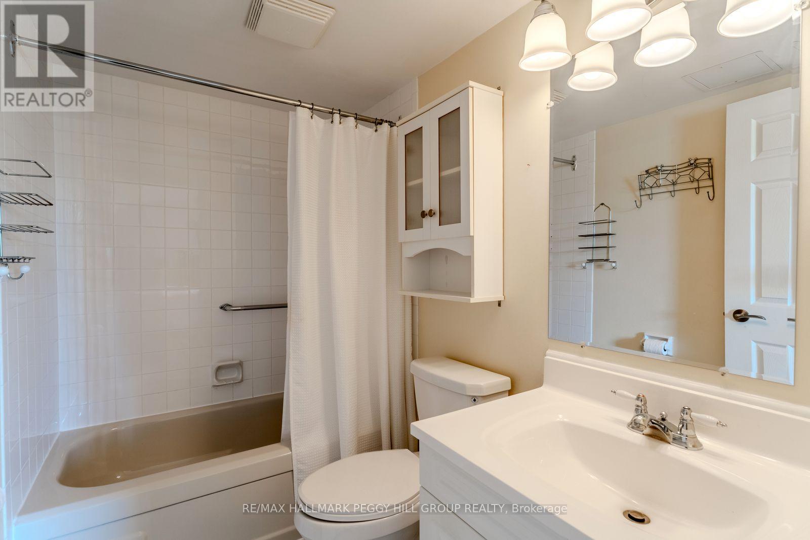 803 - 181 Collier Street, Barrie, Ontario  L4M 5L6 - Photo 8 - S12459627