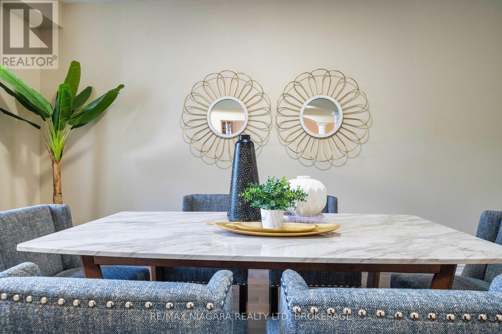 40 Dungannon Drive, Markham (Angus Glen), Ontario  L6C 0K1 - Photo 12 - N12485192