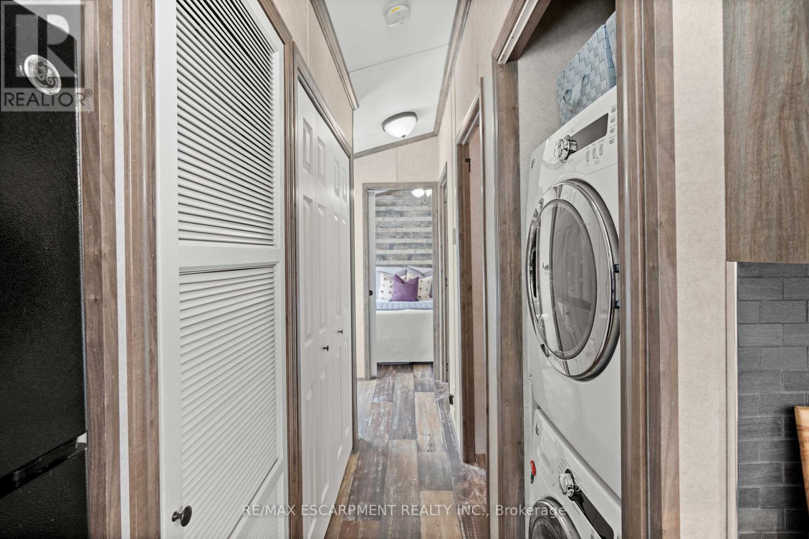 10 Oak - 4449 Milburough Line, Burlington, Ontario  L7P 0C5 - Photo 25 - W12485102