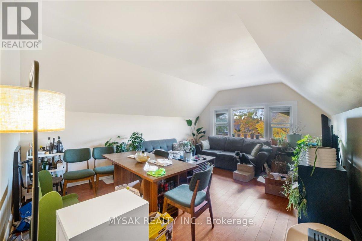 137 Annette Street, Toronto, Ontario  M6P 1N9 - Photo 23 - W12485110