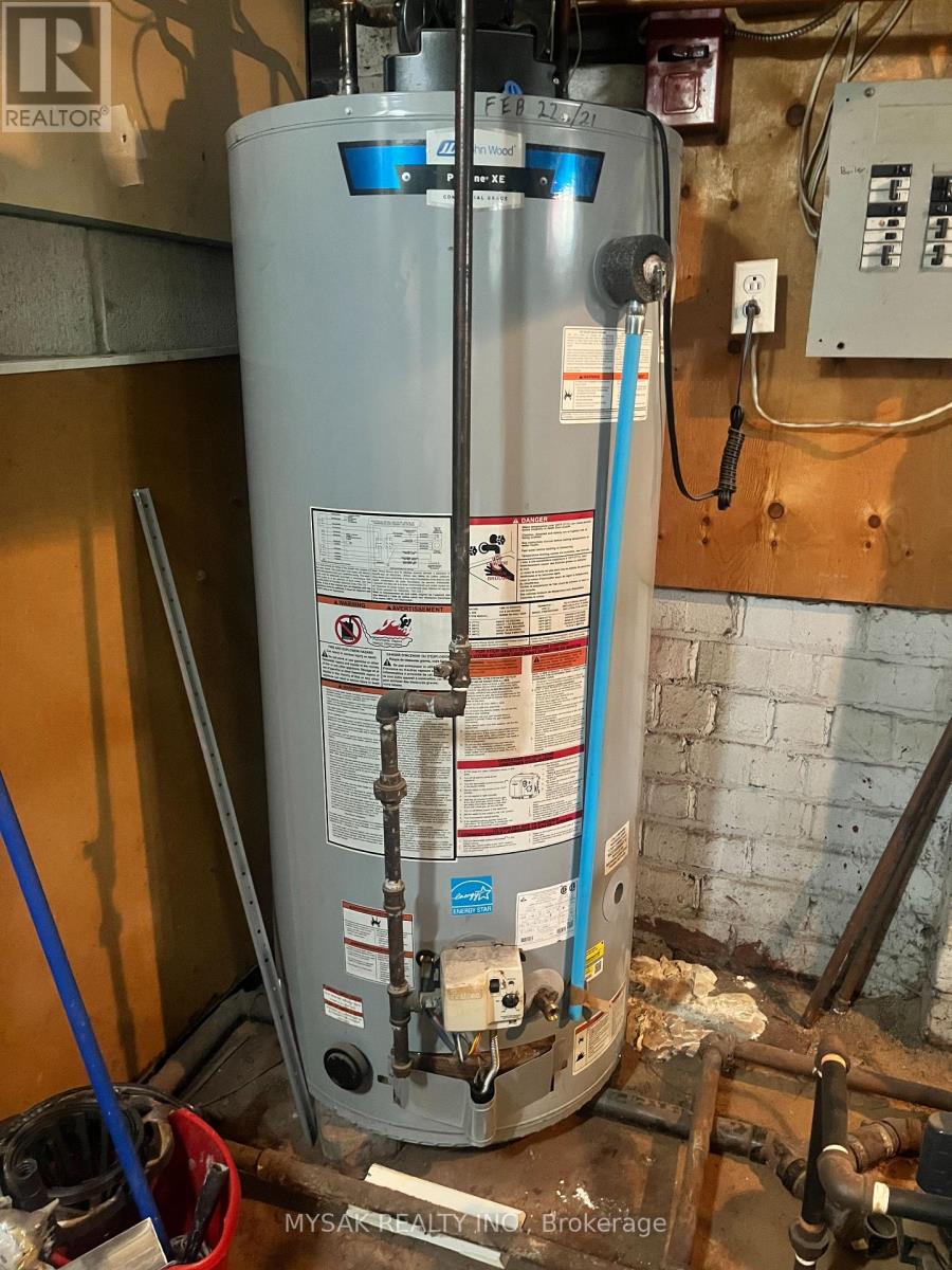 137 Annette Street, Toronto, Ontario  M6P 1N9 - Photo 34 - W12485110