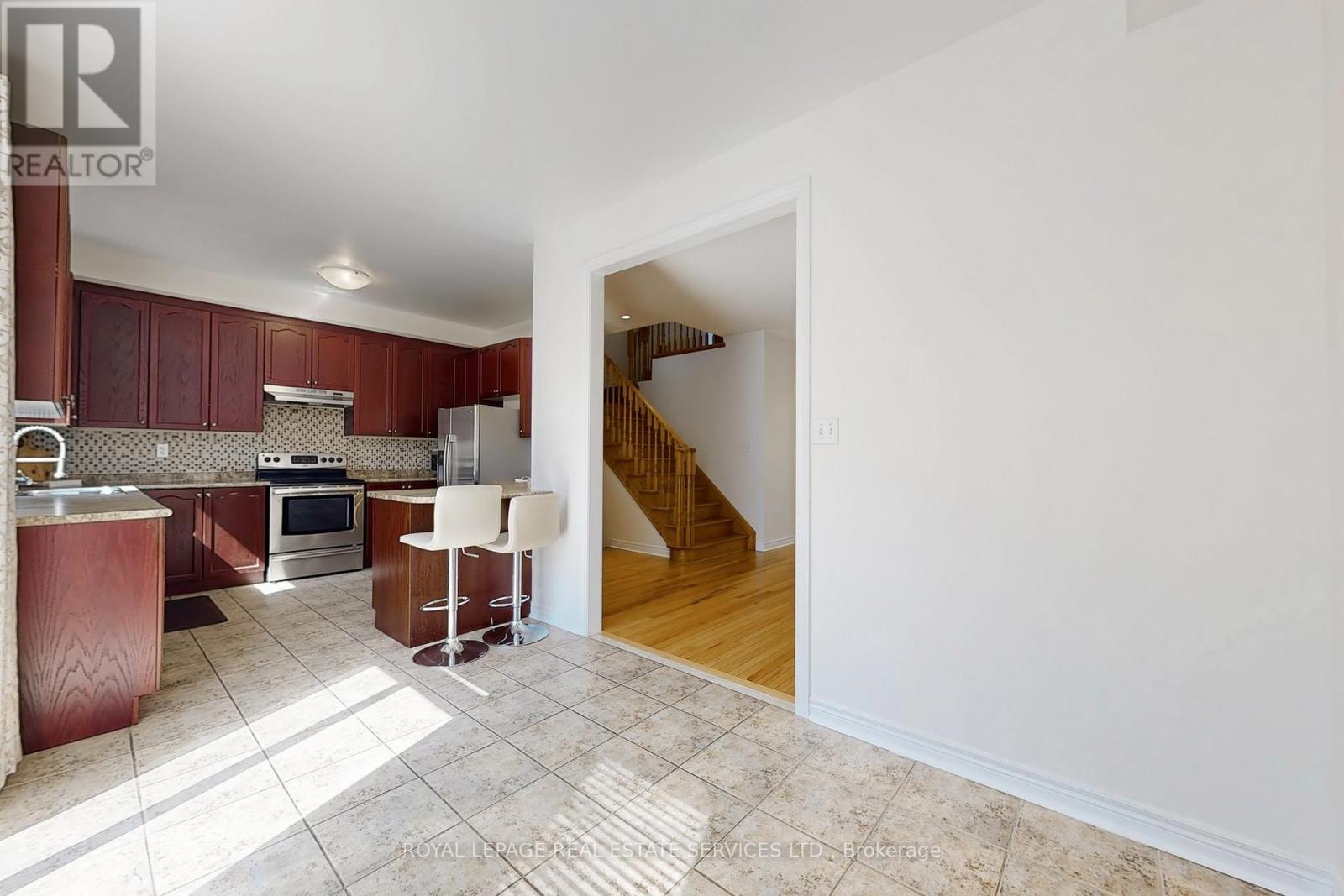 24 Accent Circle, Brampton, Ontario  L7A 0L2 - Photo 26 - W12485122